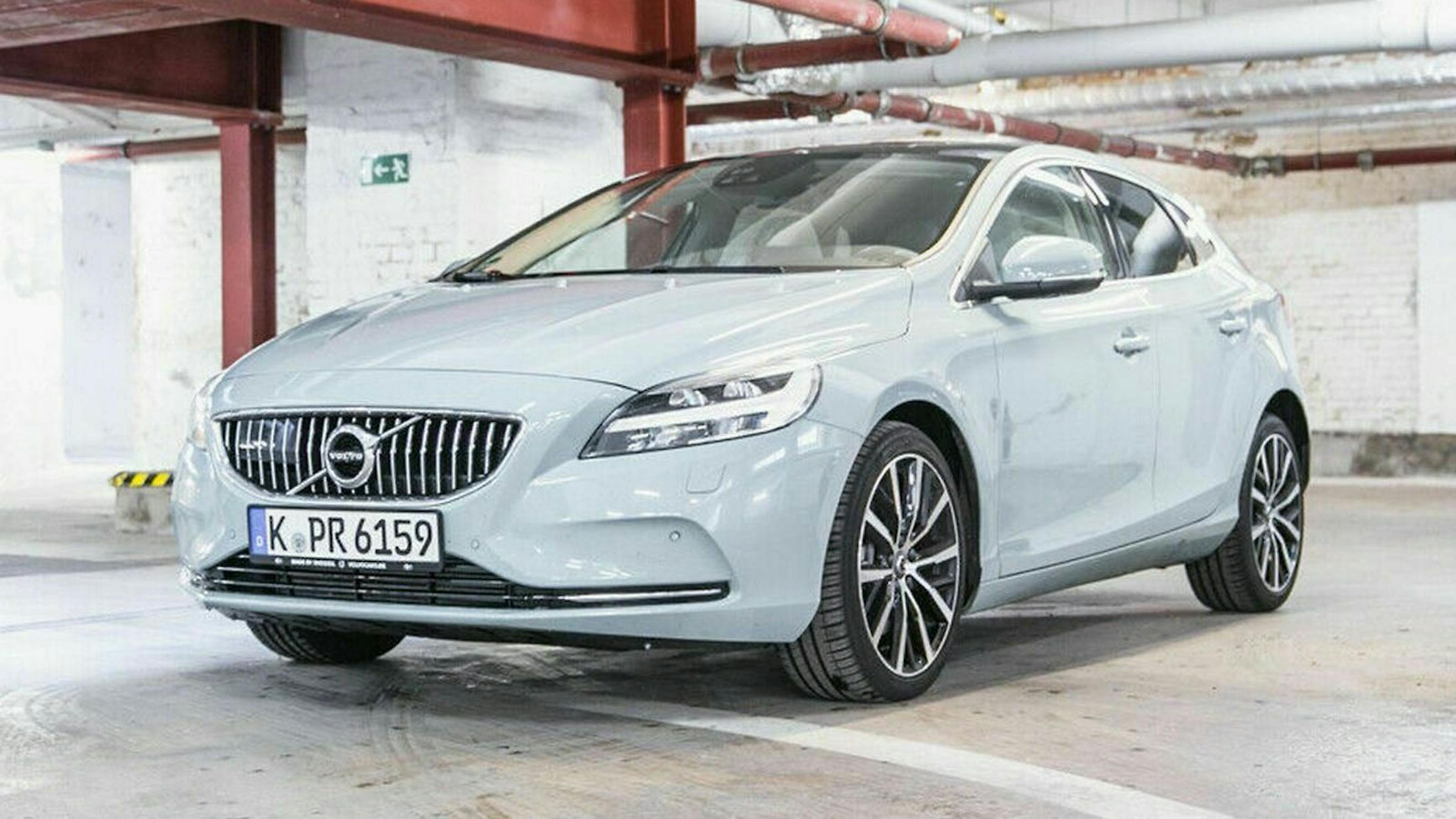 Volvo V40