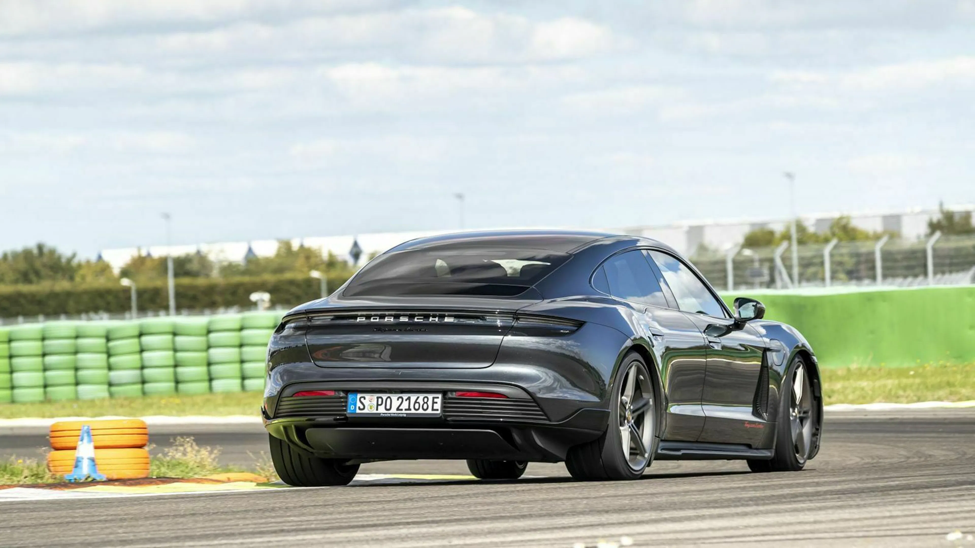 The Porsche Taycan (2020) in rear view