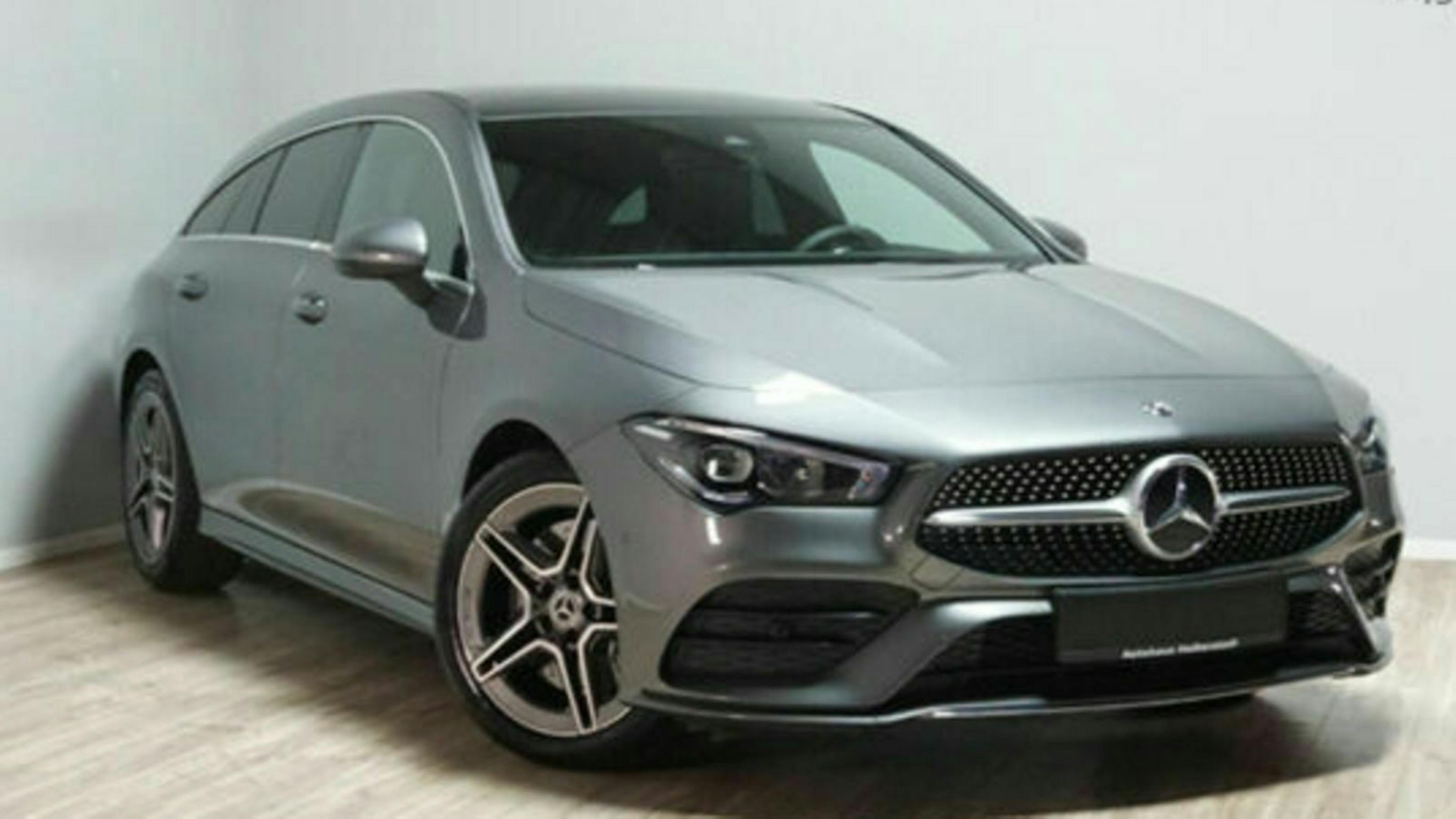 CLA Shooting brake dreiviertelfront