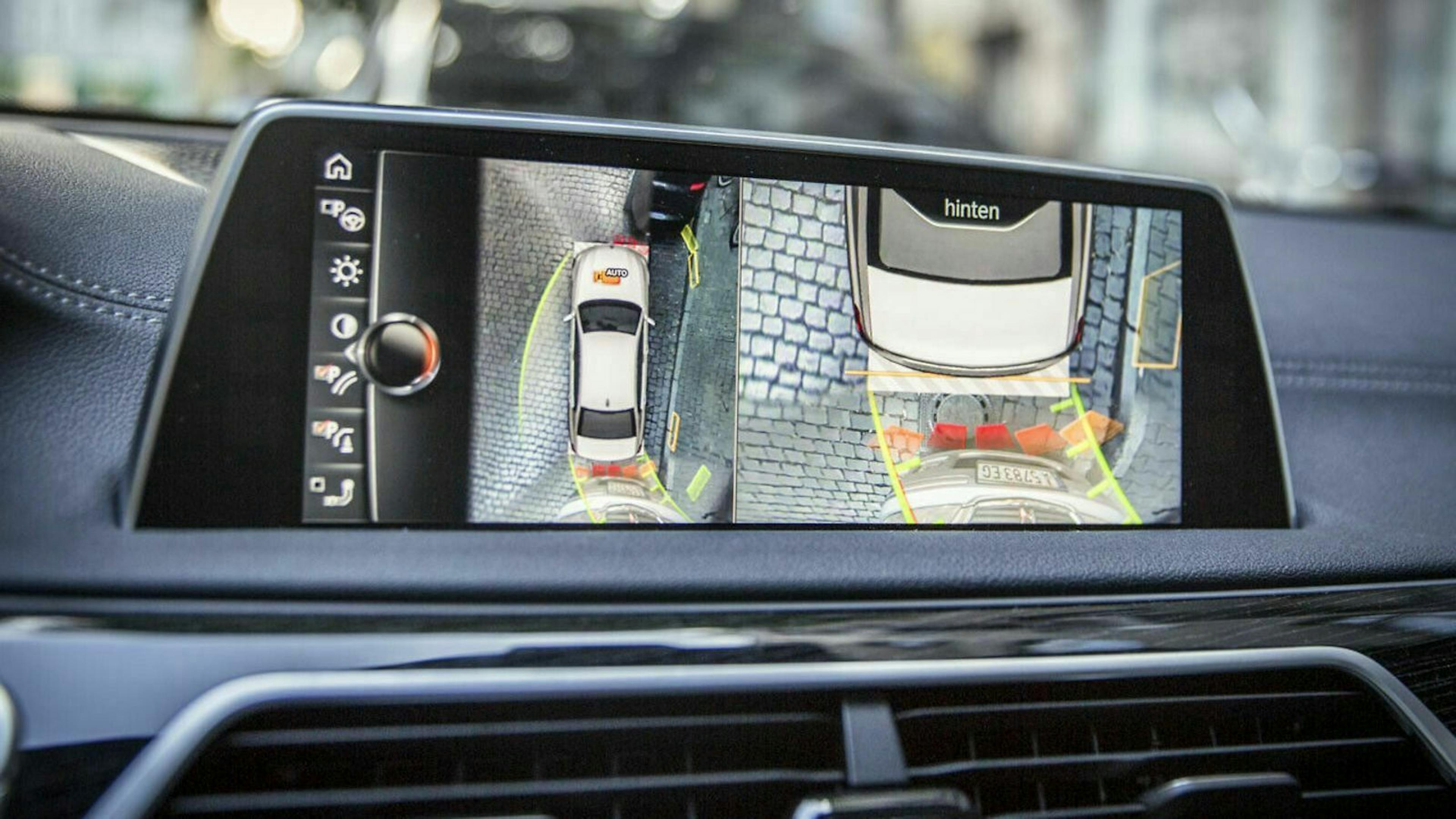 360°-Kamera und Parkassistent im BMW 7er
