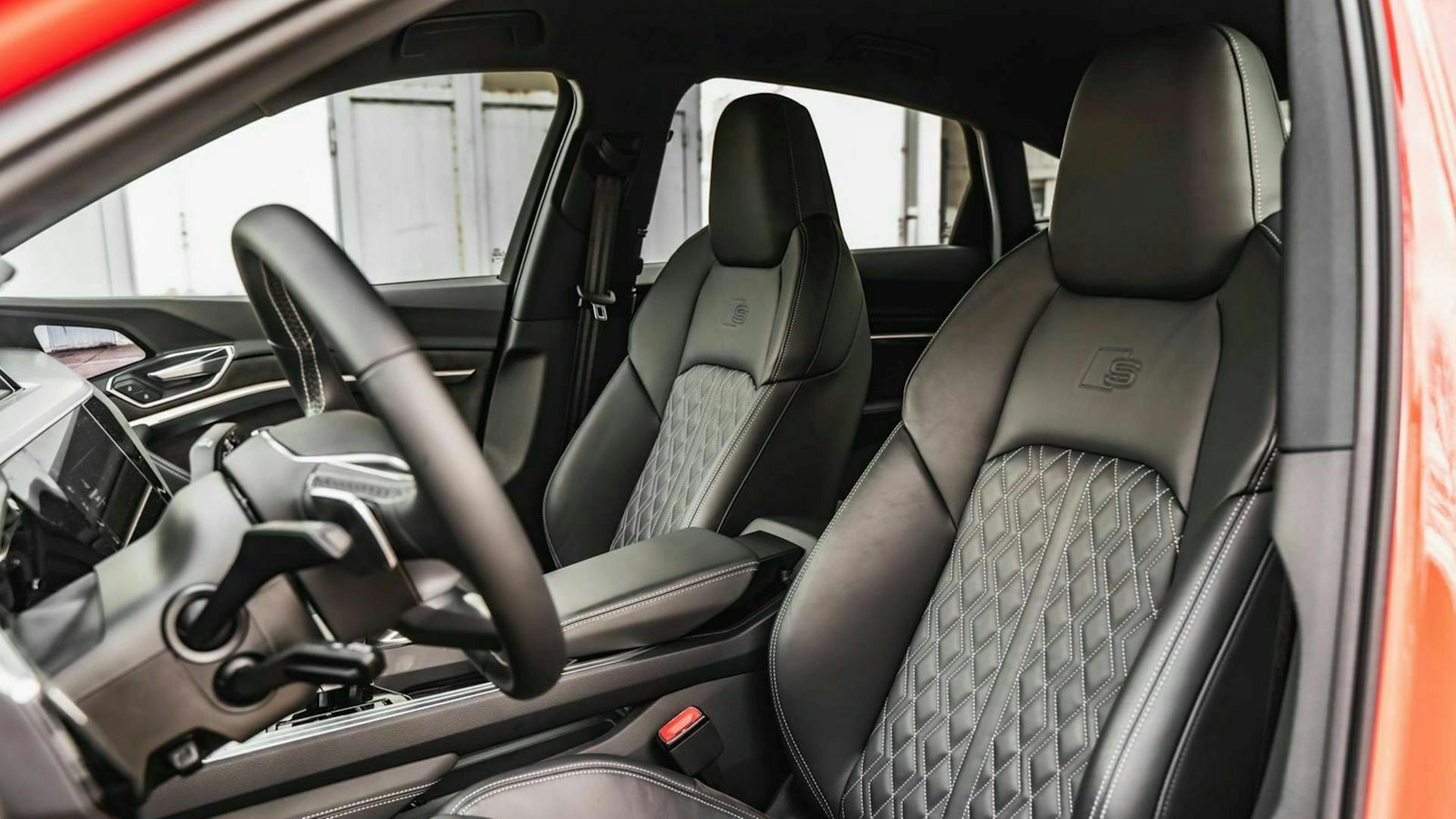 Audi E-Tron Fahrersitz