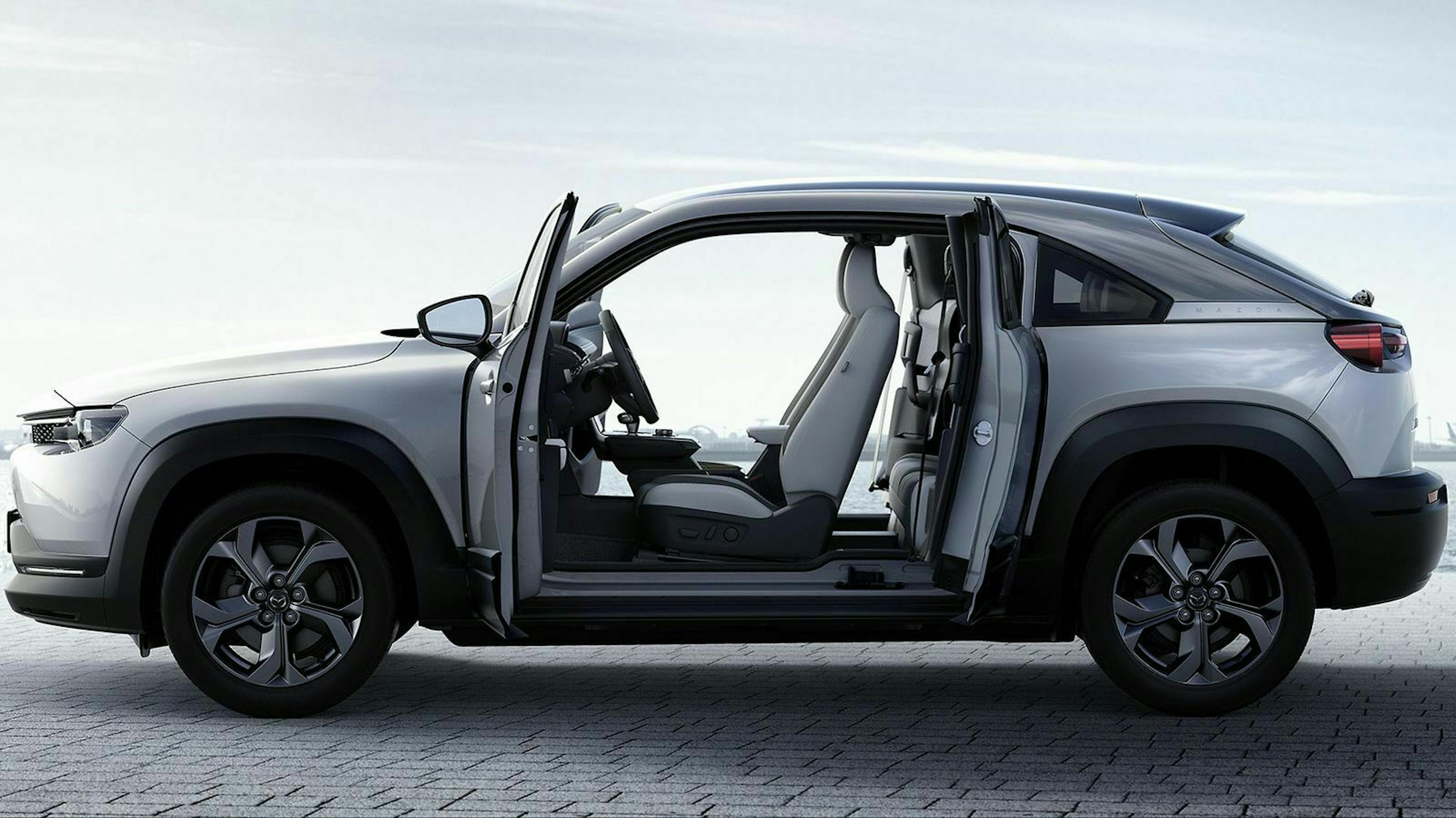 Die Ladezeit bis 80 Prozent wird bei 30 bis 45 Minuten liegen