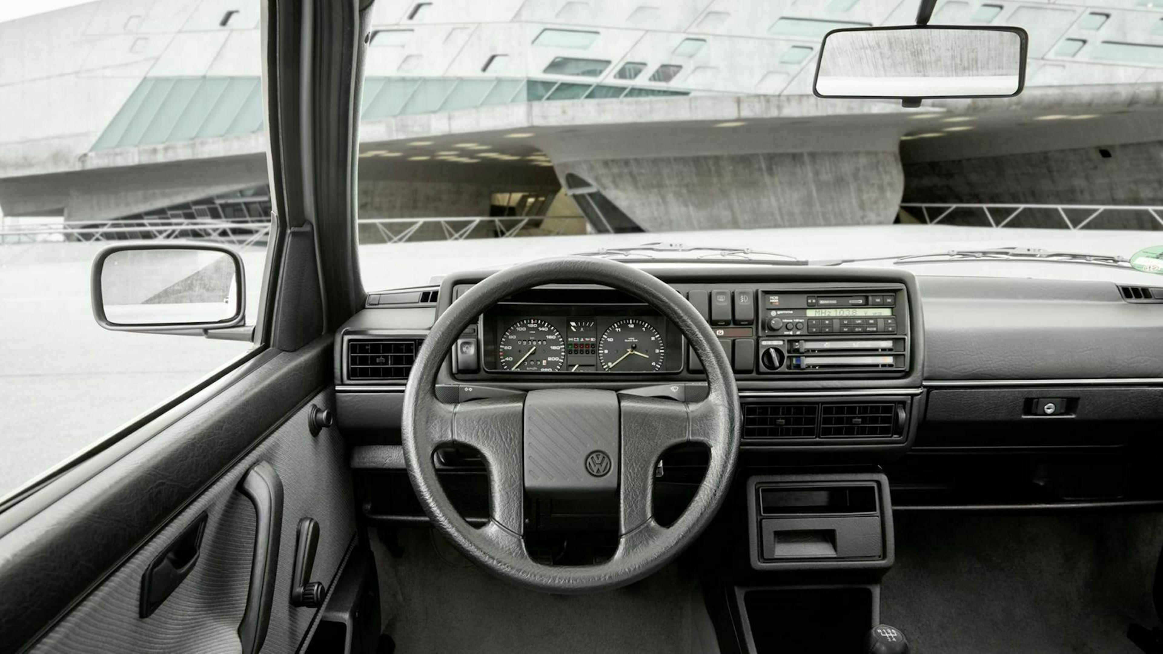 VW Golf 2 Cockpit
