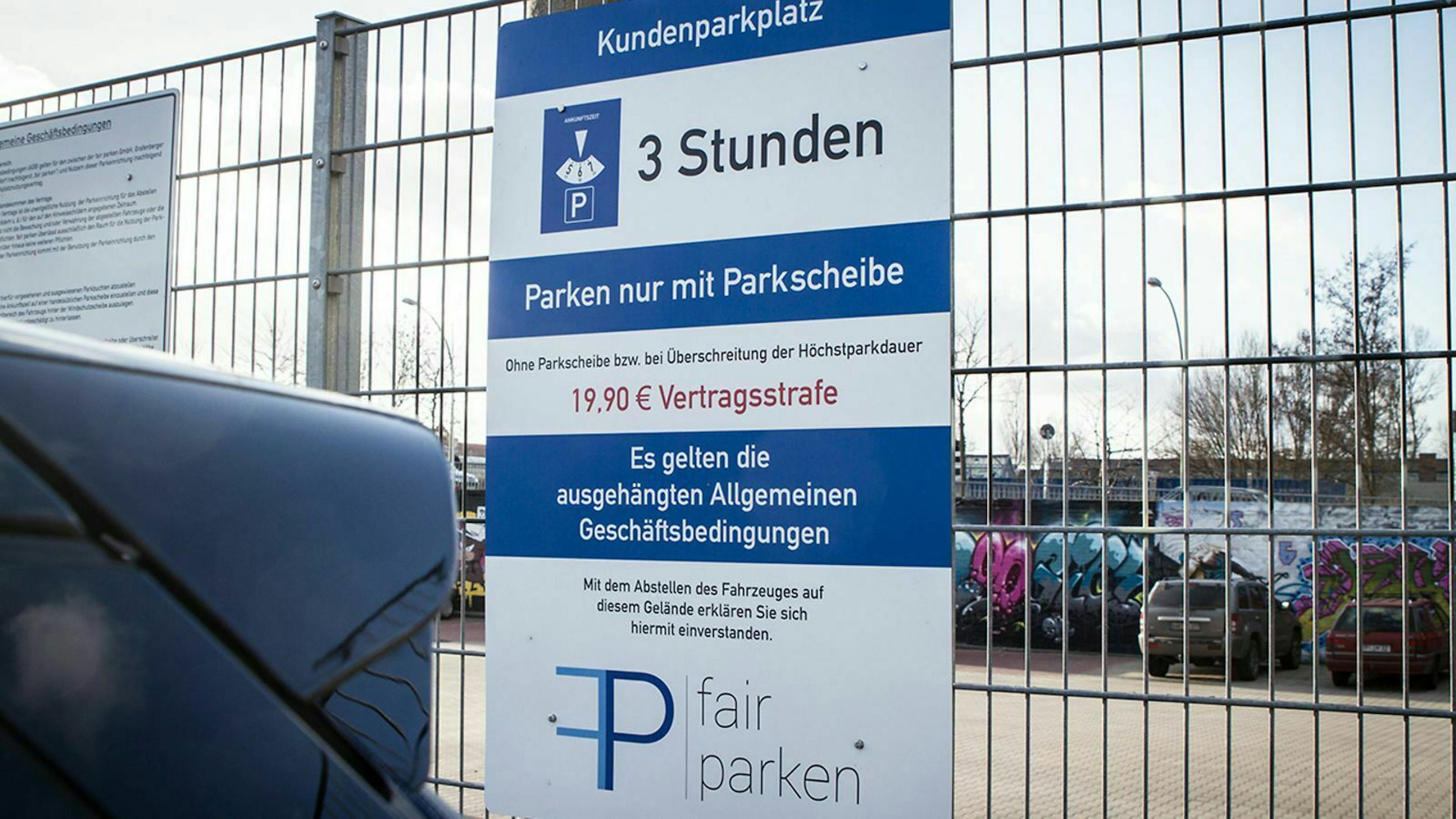 Landrover-Reweparkplatz