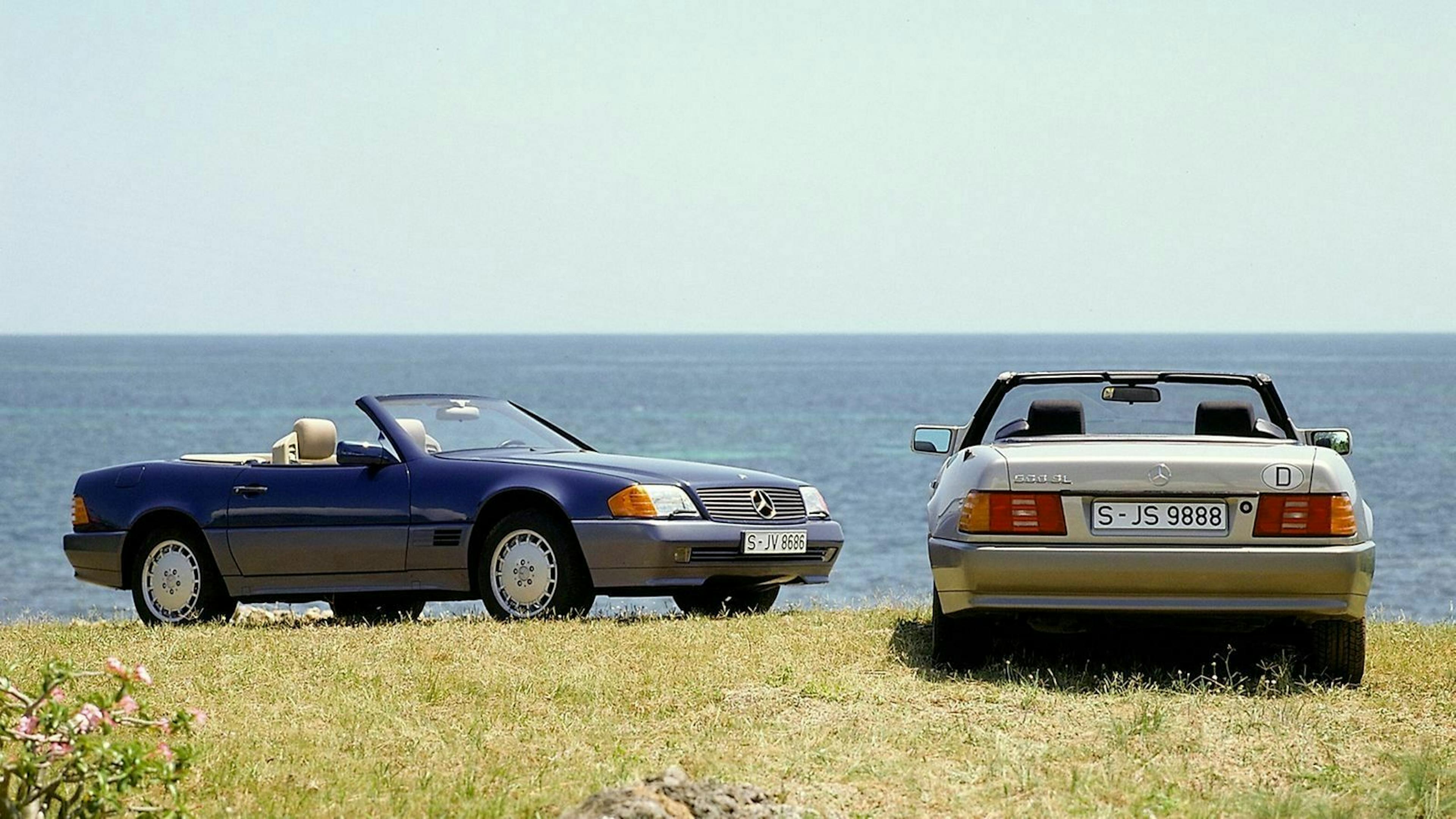 Mercedes SL R129  am Meer stehend