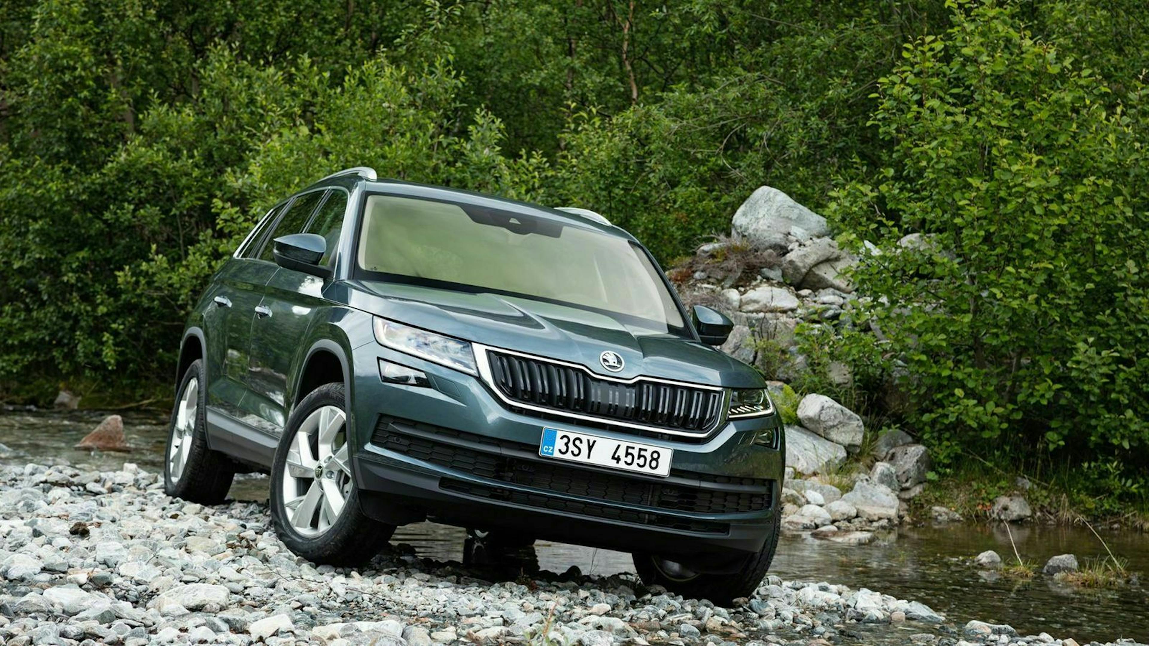 Der Skoda Kodiaq in Frontansicht stehend