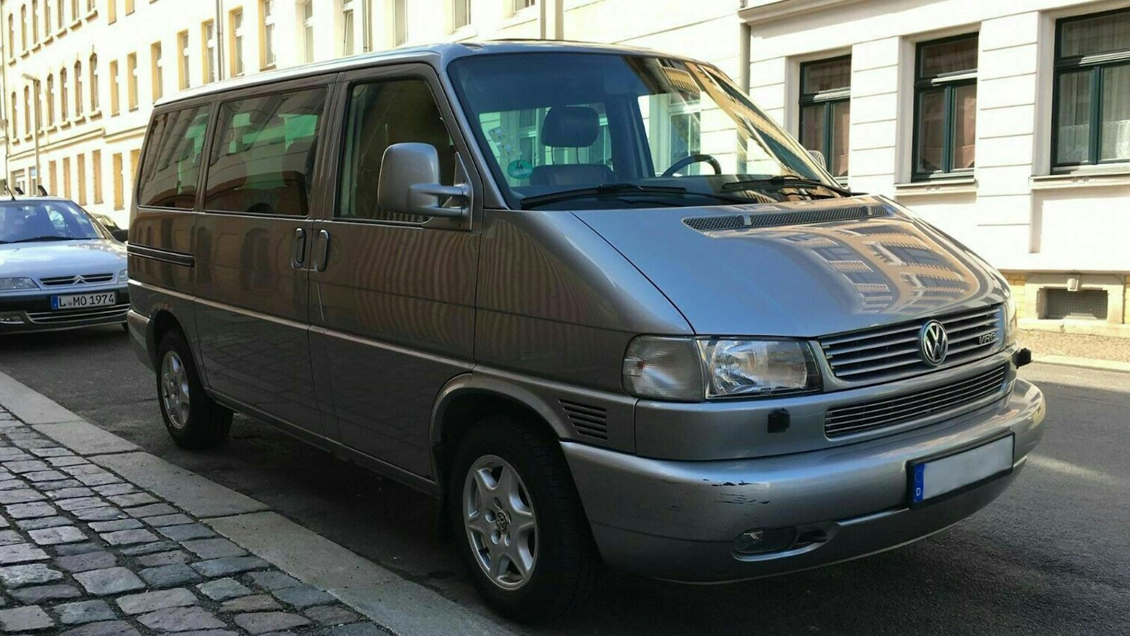 DE-04177 LEIPZIG 2222