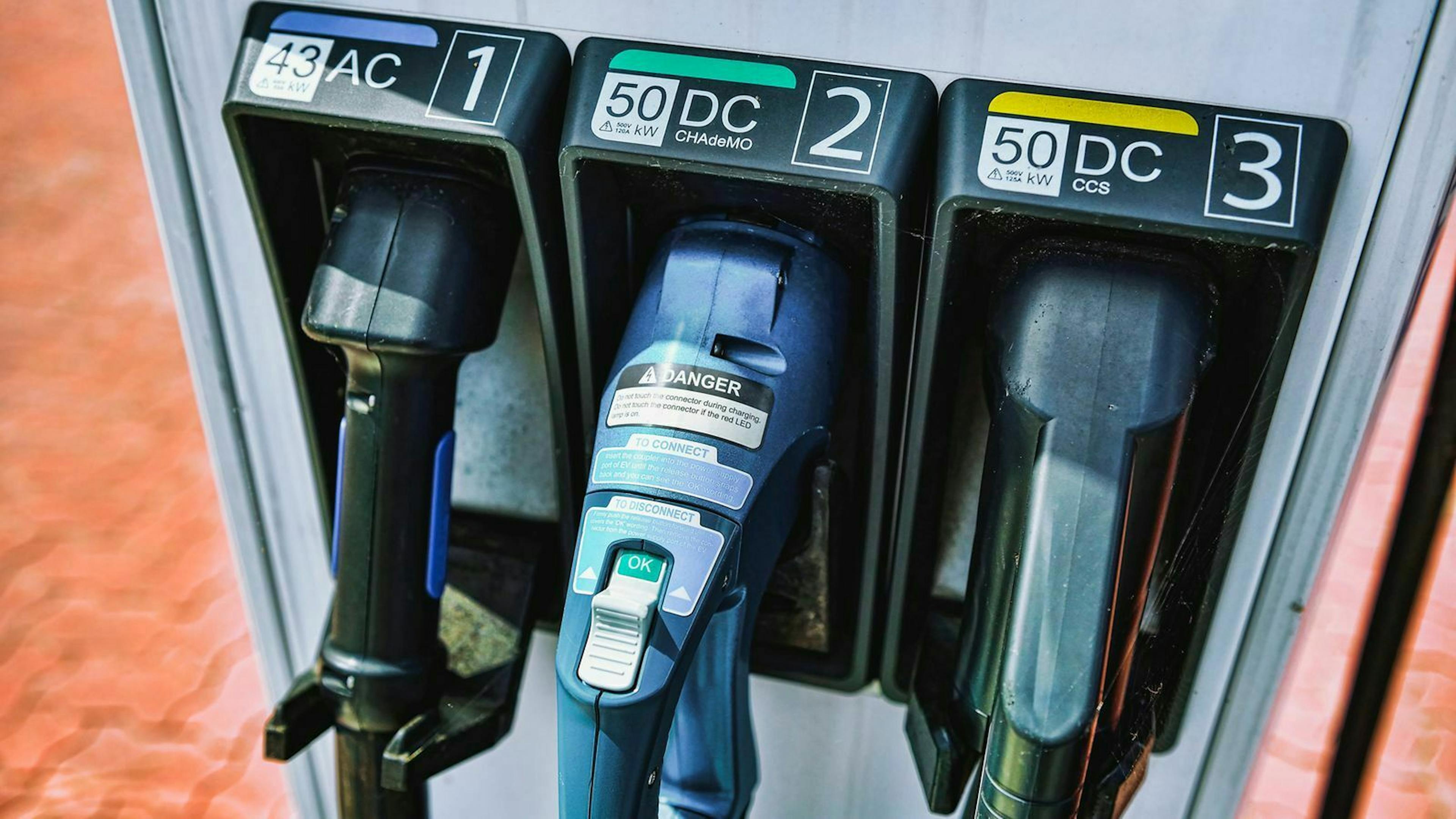 Fahrten auf die Autobahn sind mit E-Mobilen aufgrund der Mindestgeschwindigkeit von 60 km/h tabu.