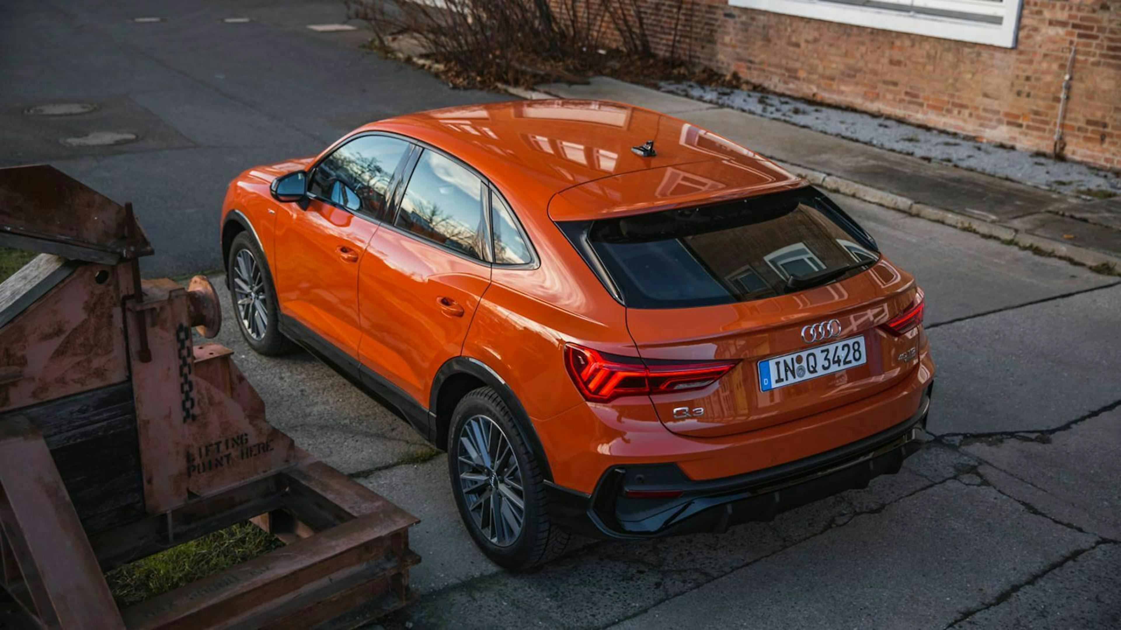 Audi Q3 Sportback: Rücken