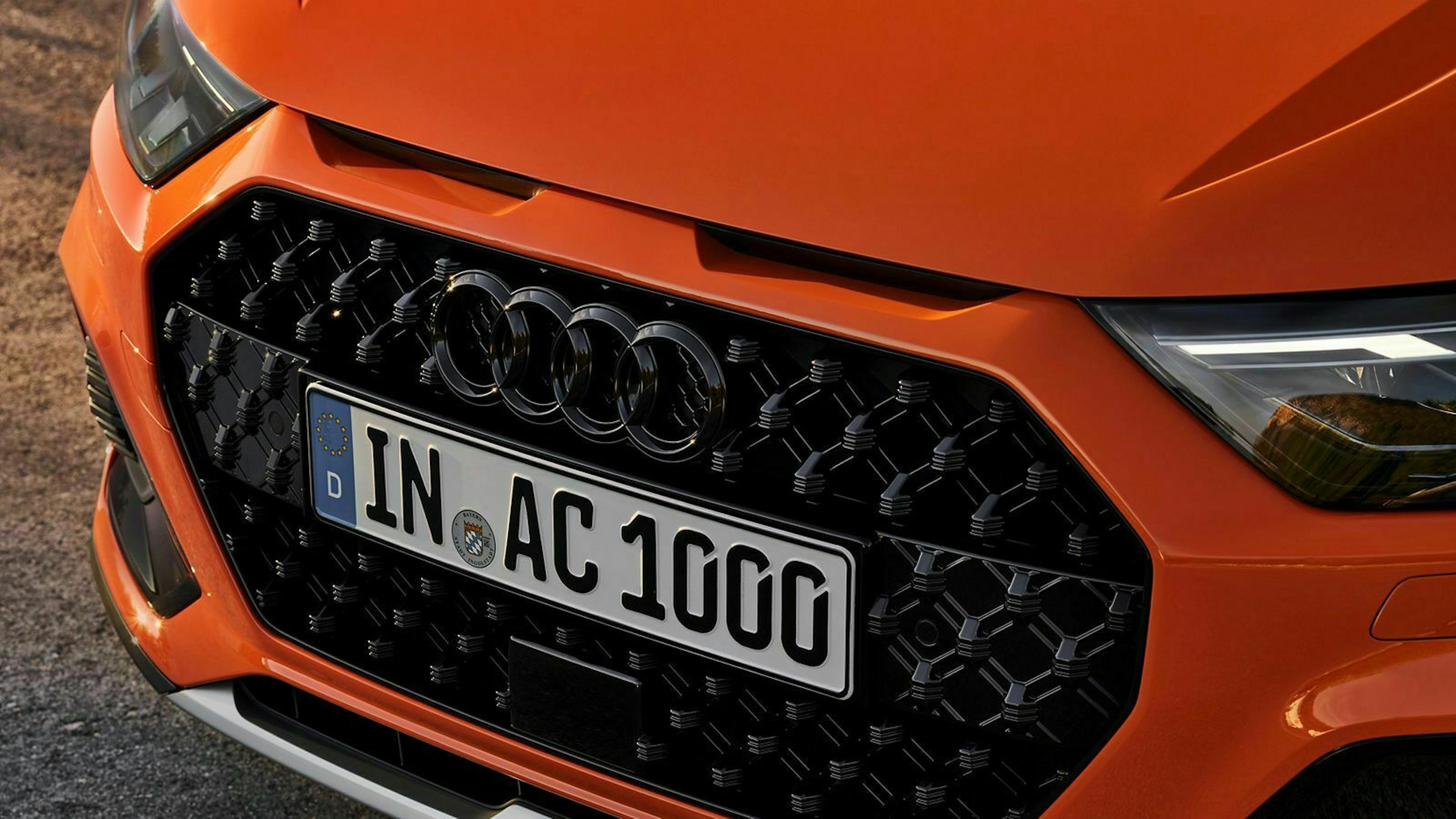 Audi A1 Citycarver: Kühlergrill und Scheinwerfer