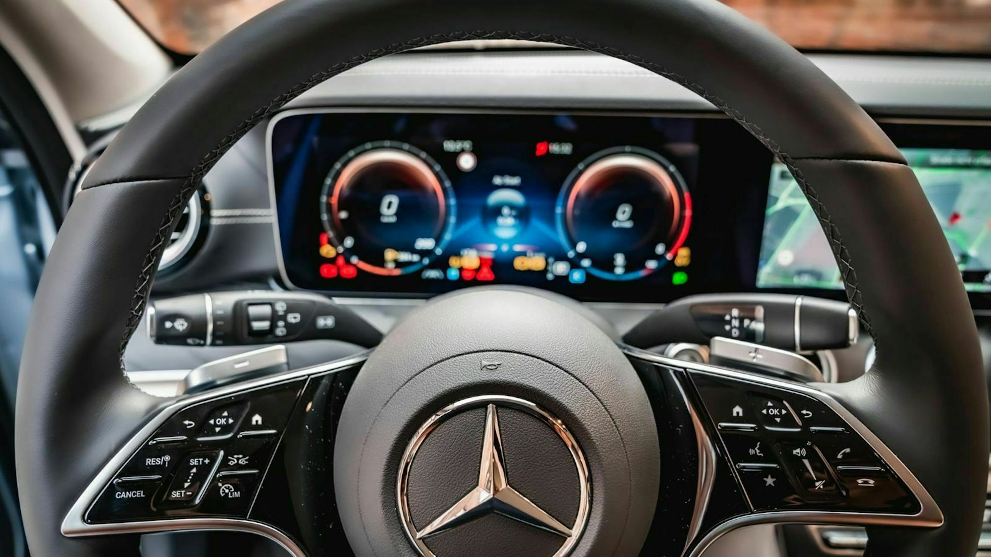 Mercedes E400d Fahrerperspektive