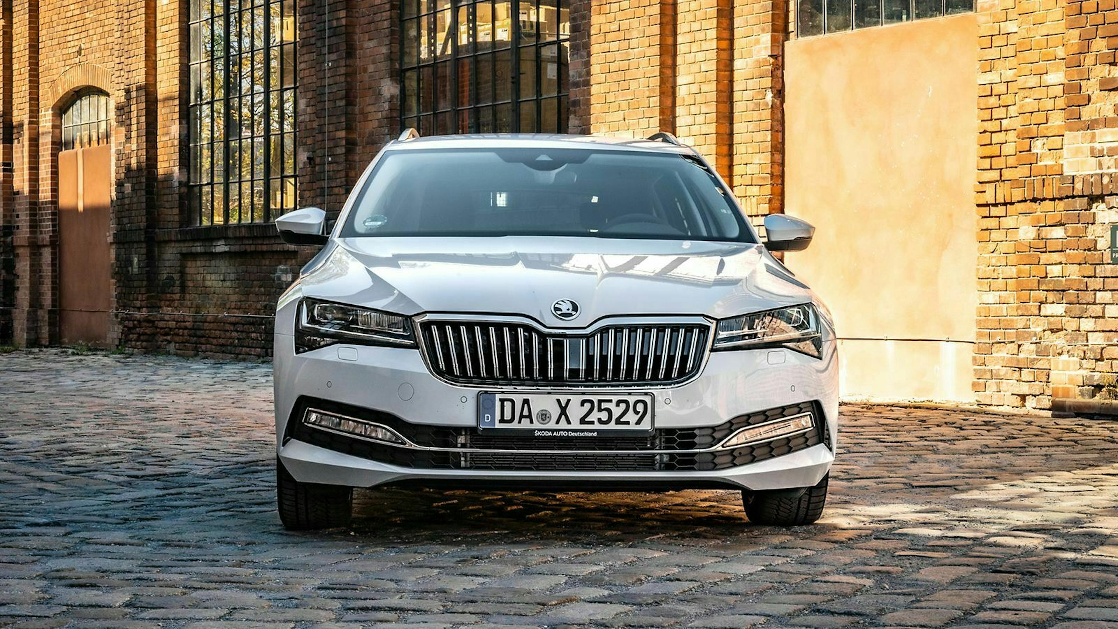 Škoda Superb 3 (2019) Test  11
