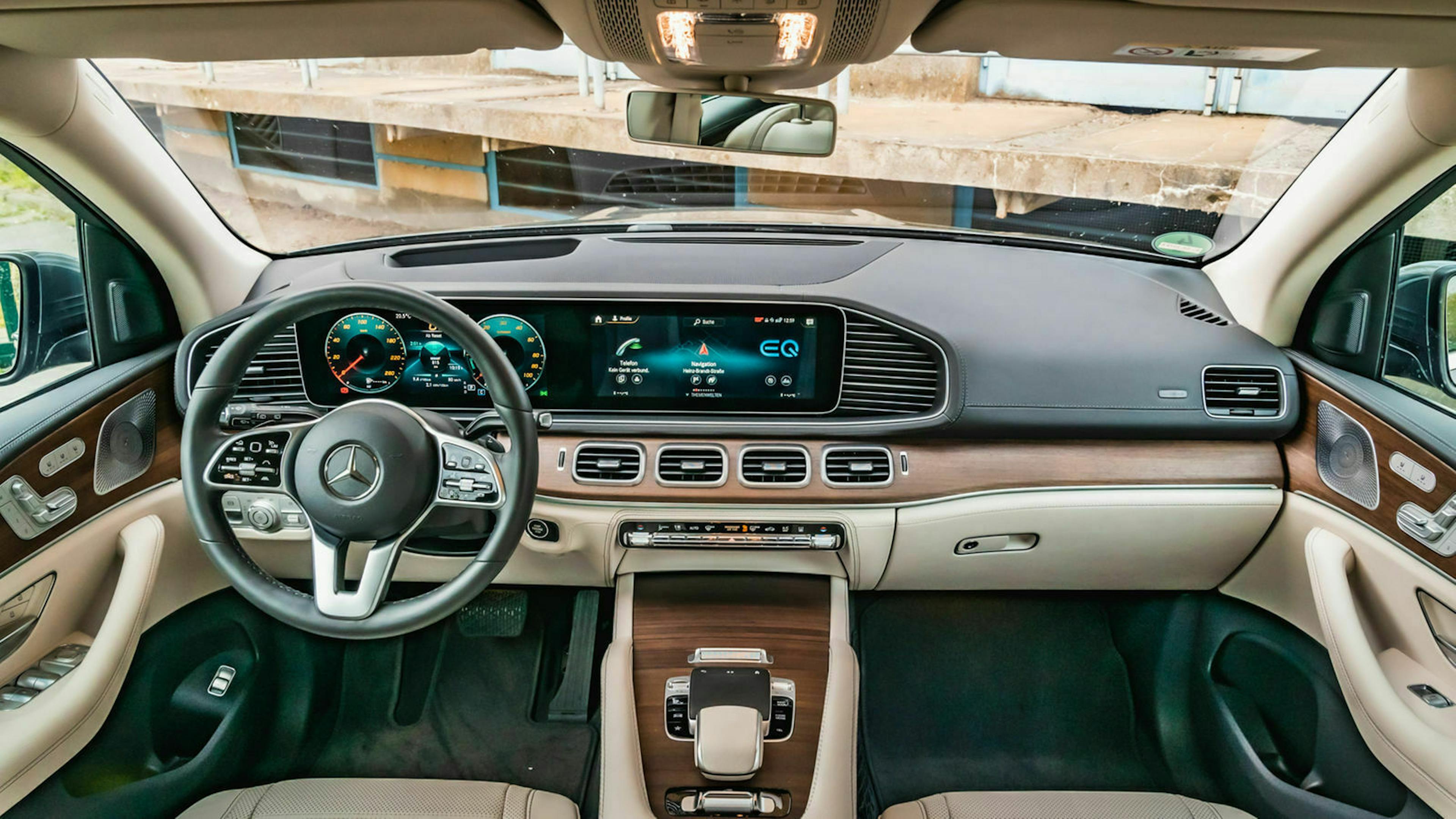 Mercedes-Benz GLE Cockpit