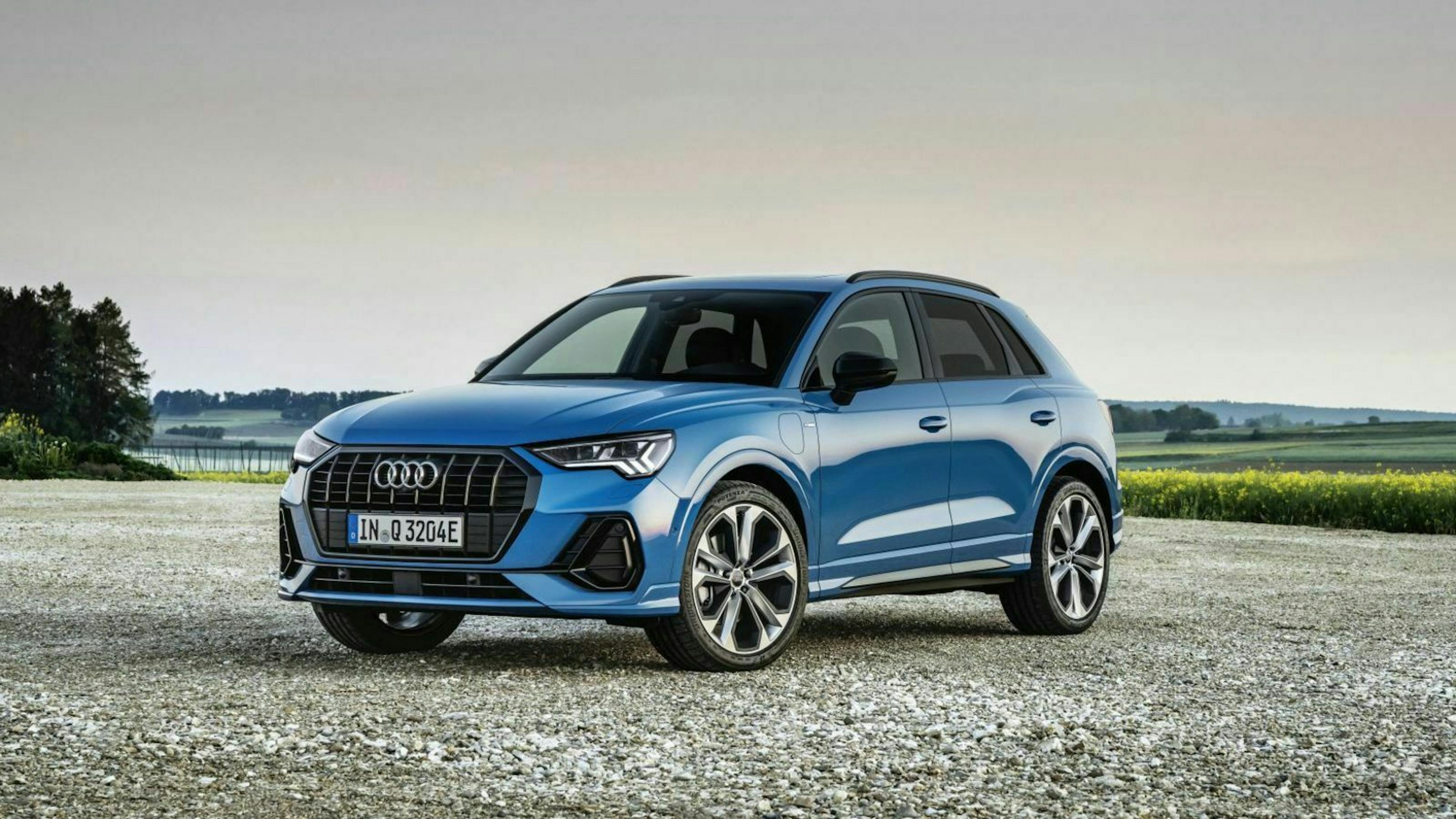Audi Q3 PHEV Dreiviertel-Frontansicht