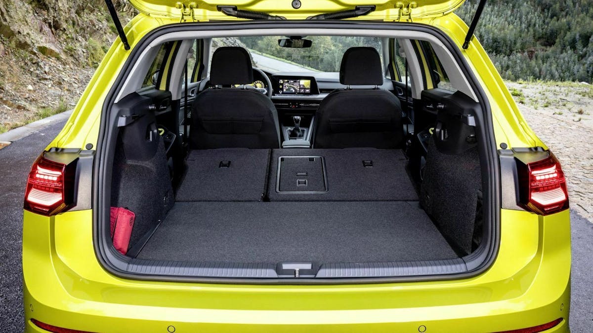 VW Golf 8 Kofferraum ohne Rücksitzlehne