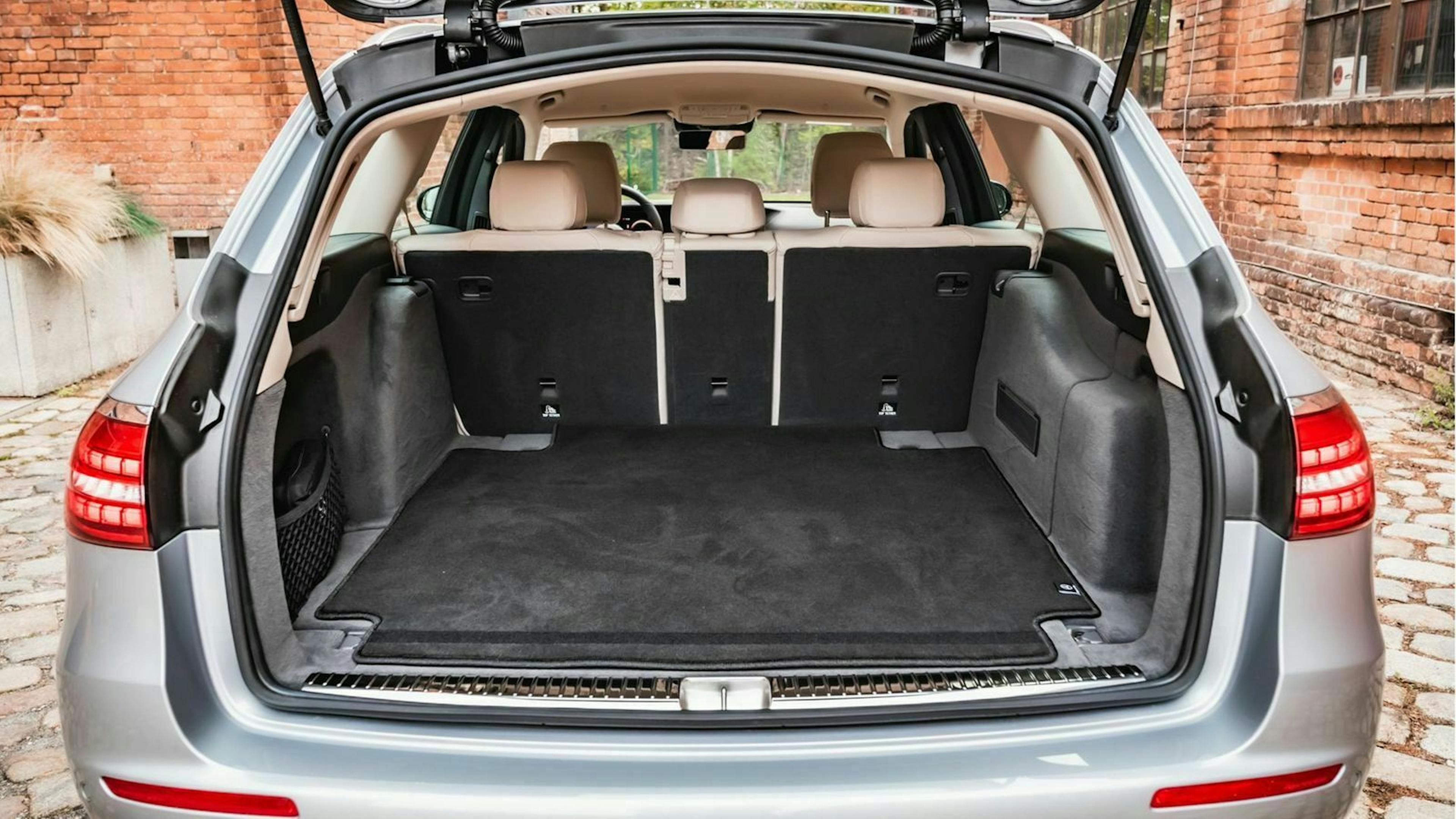 Mercedes E400d Kofferraum