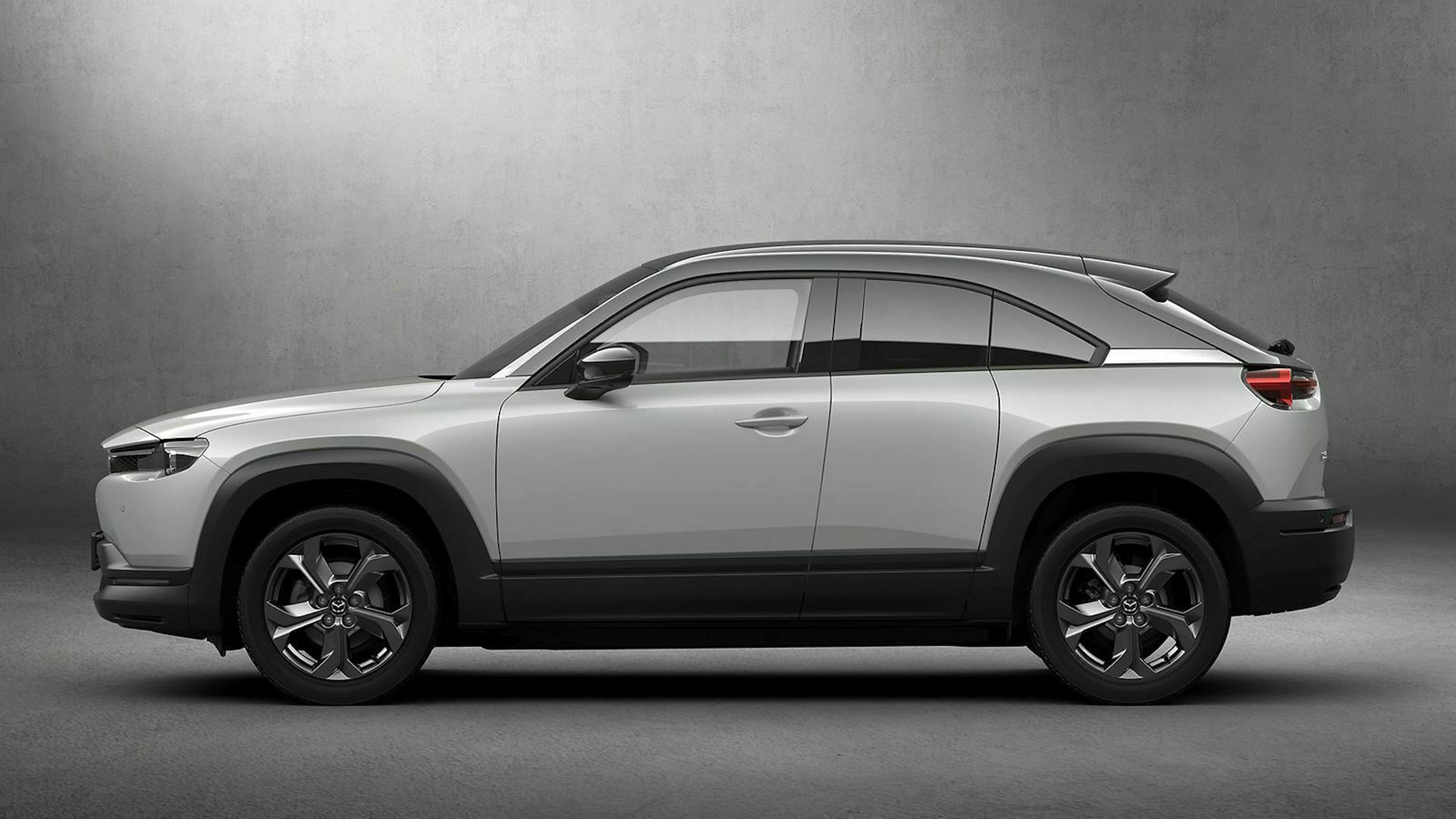 Rund 4,4 Meter misst das Elektro-SUV in der Länge