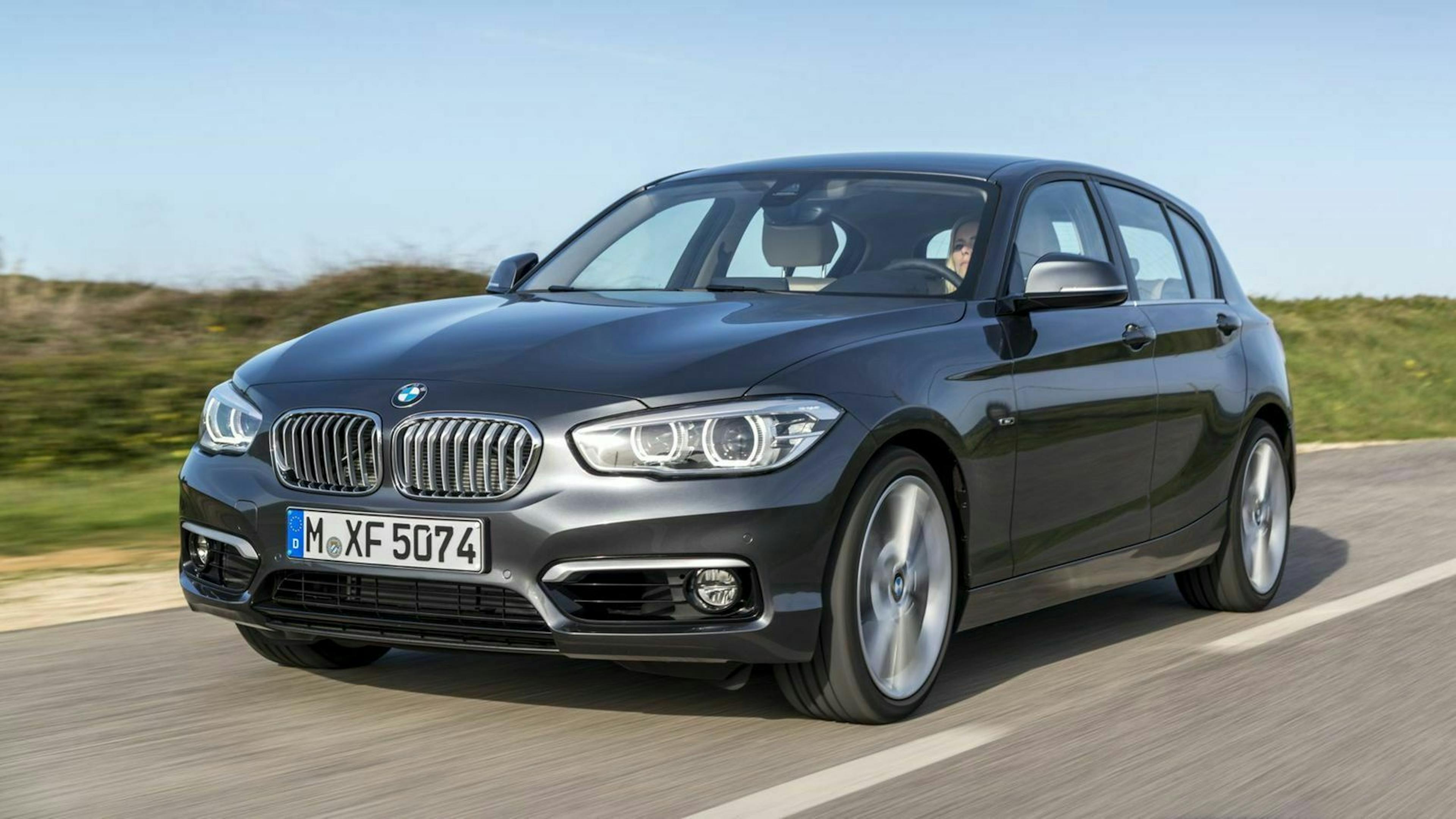 Der BMW 125d in seitlicher Frontansicht