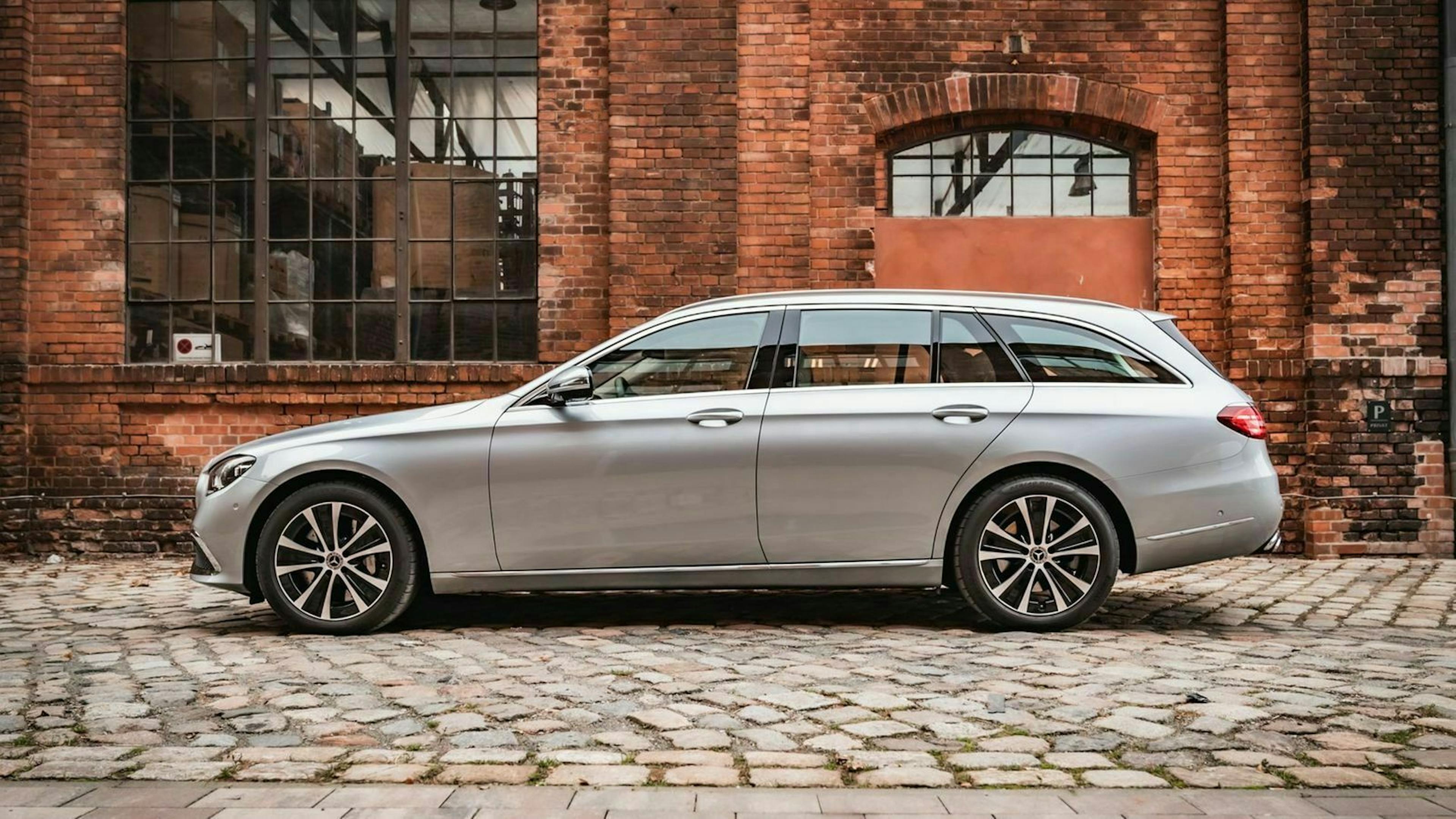 Mercedes E400d Seitenansicht