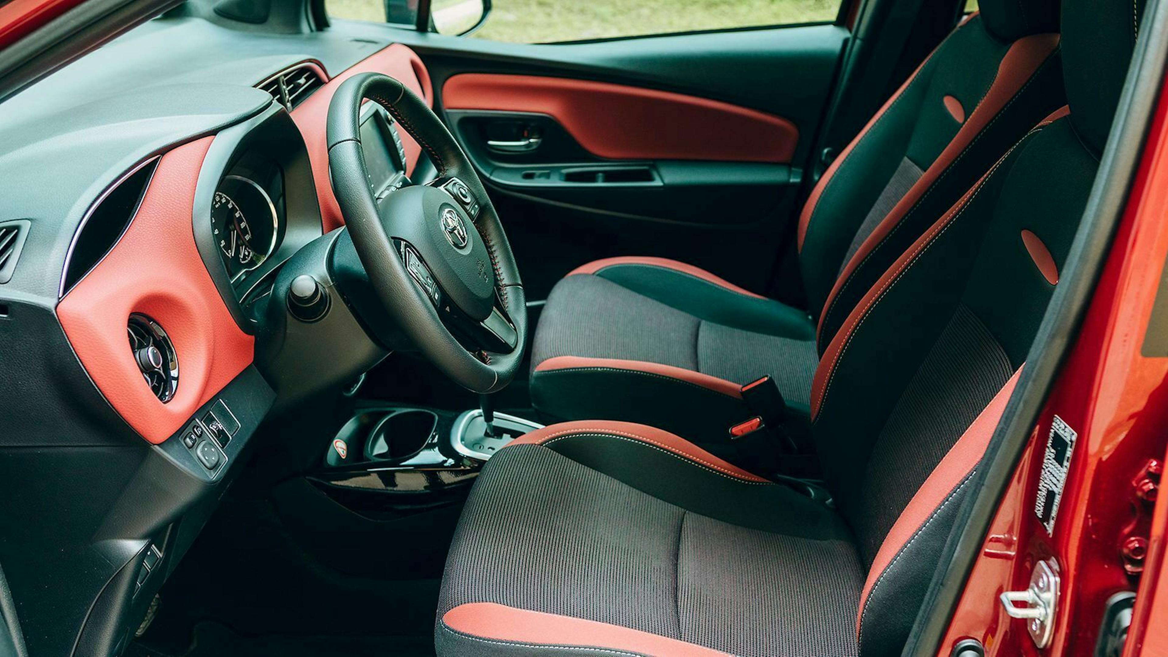 Toyota Yaris 2019 Cockpit