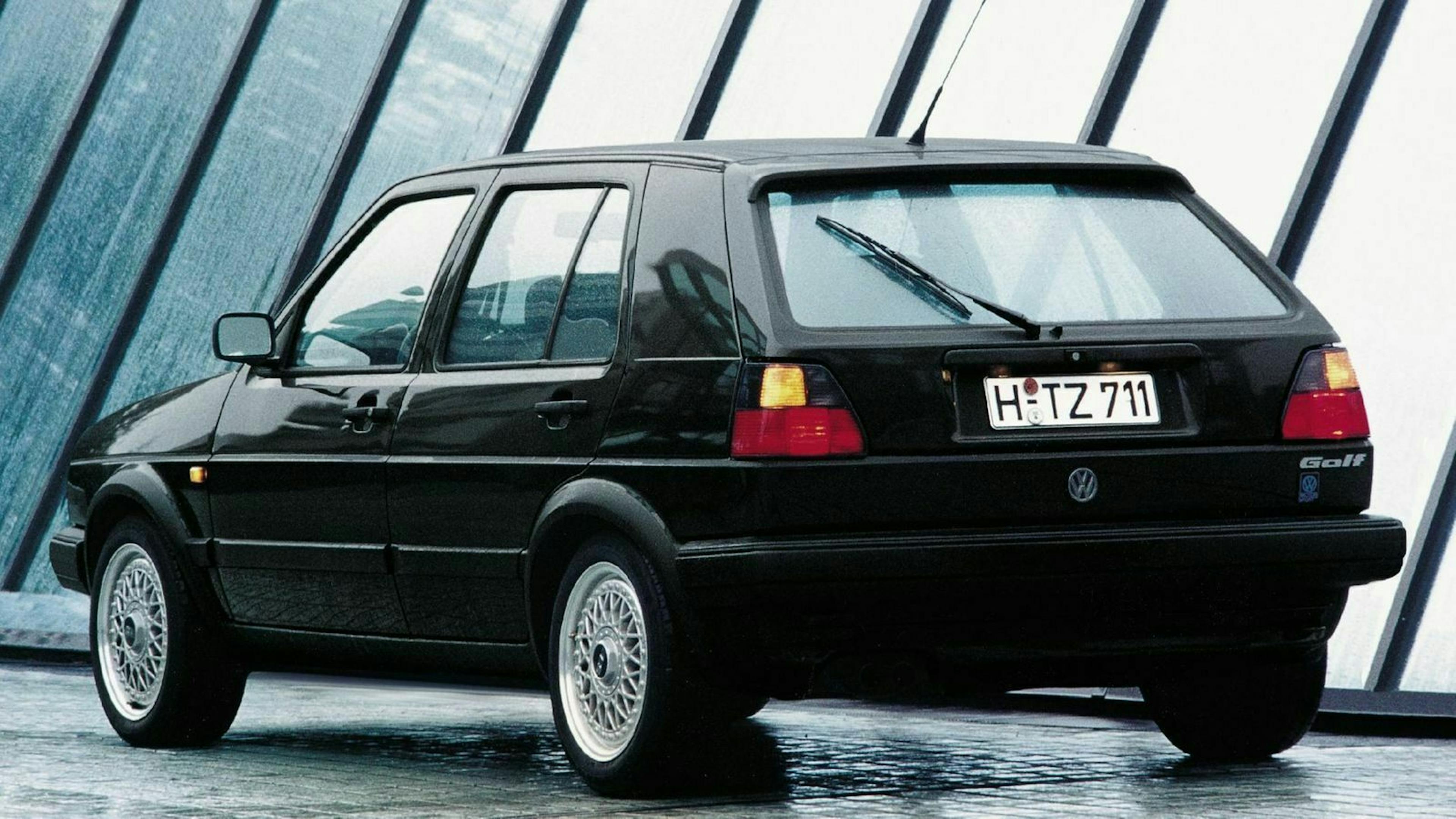 VW Golf 2 Dreiviertel-Heckansicht