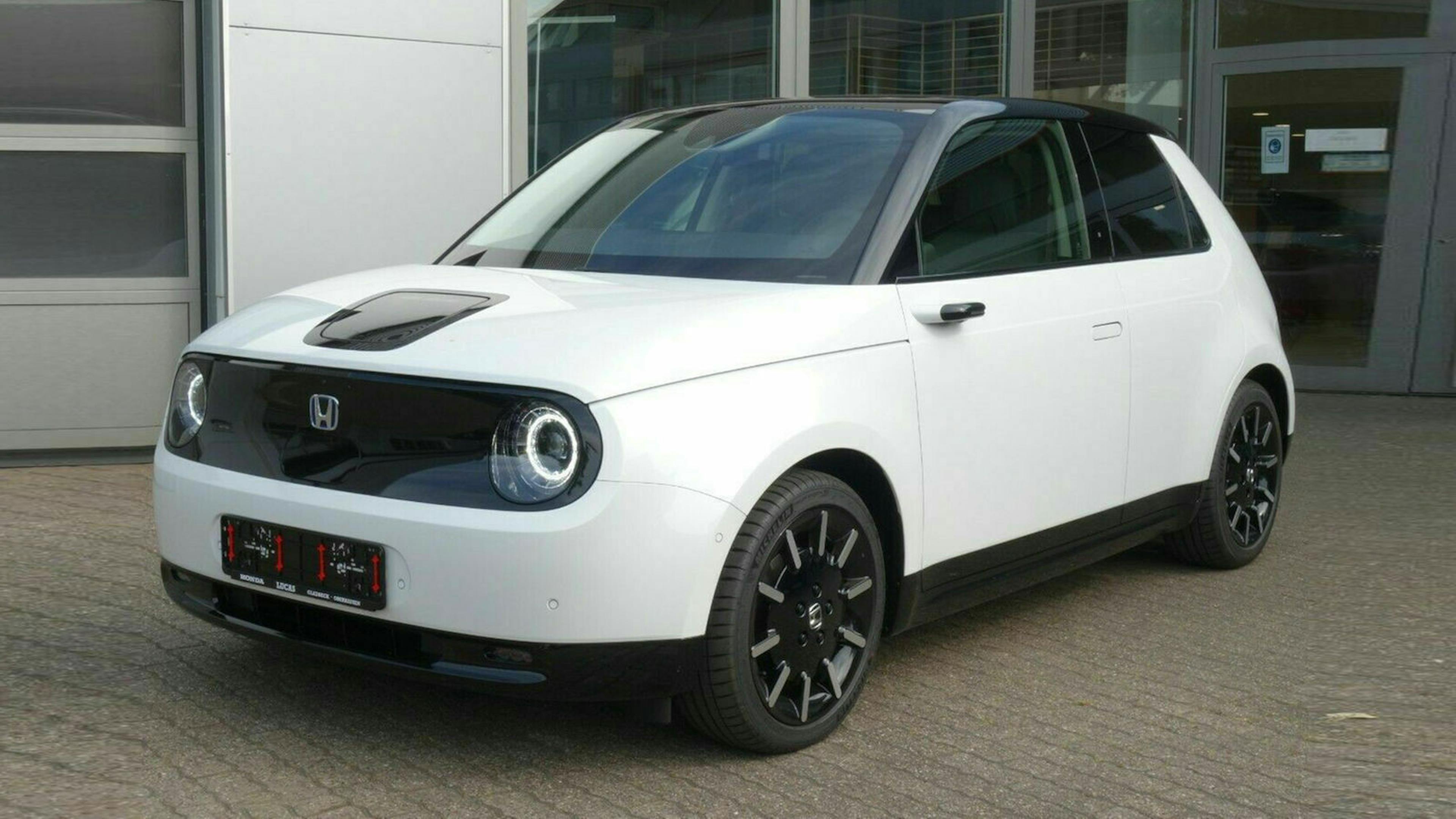 Autohaus Lucas GmbH & Co.KG Honda-Exclusiv-Händler 22222222222