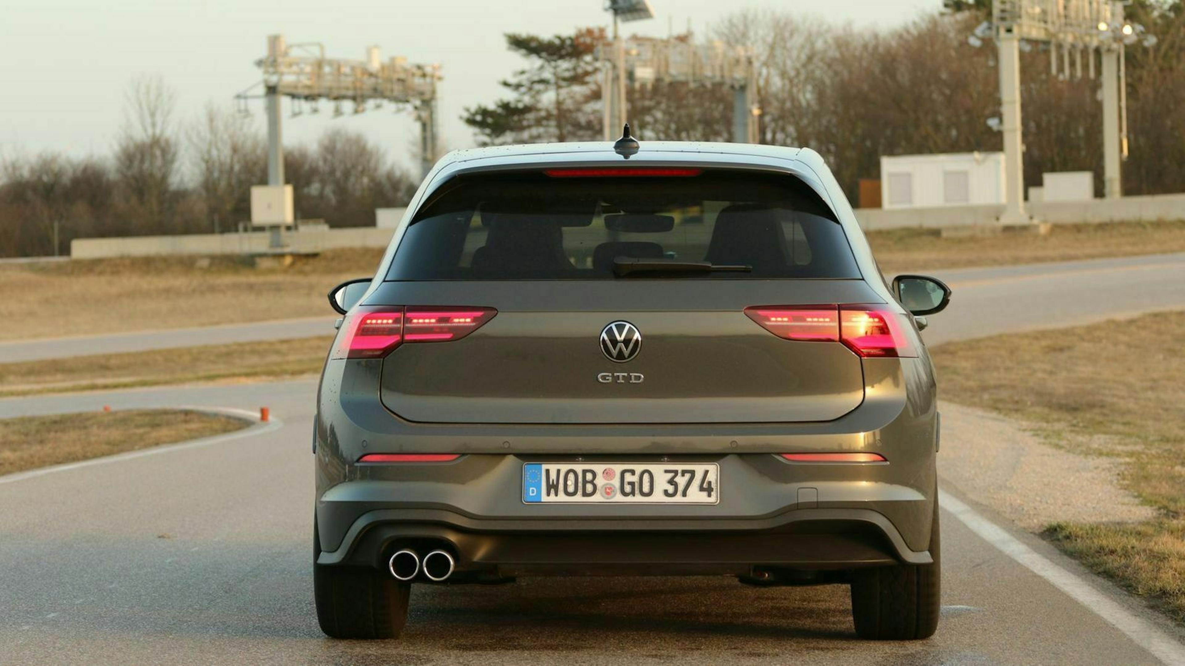 Zu sehen ist das Heck des Golf GTD