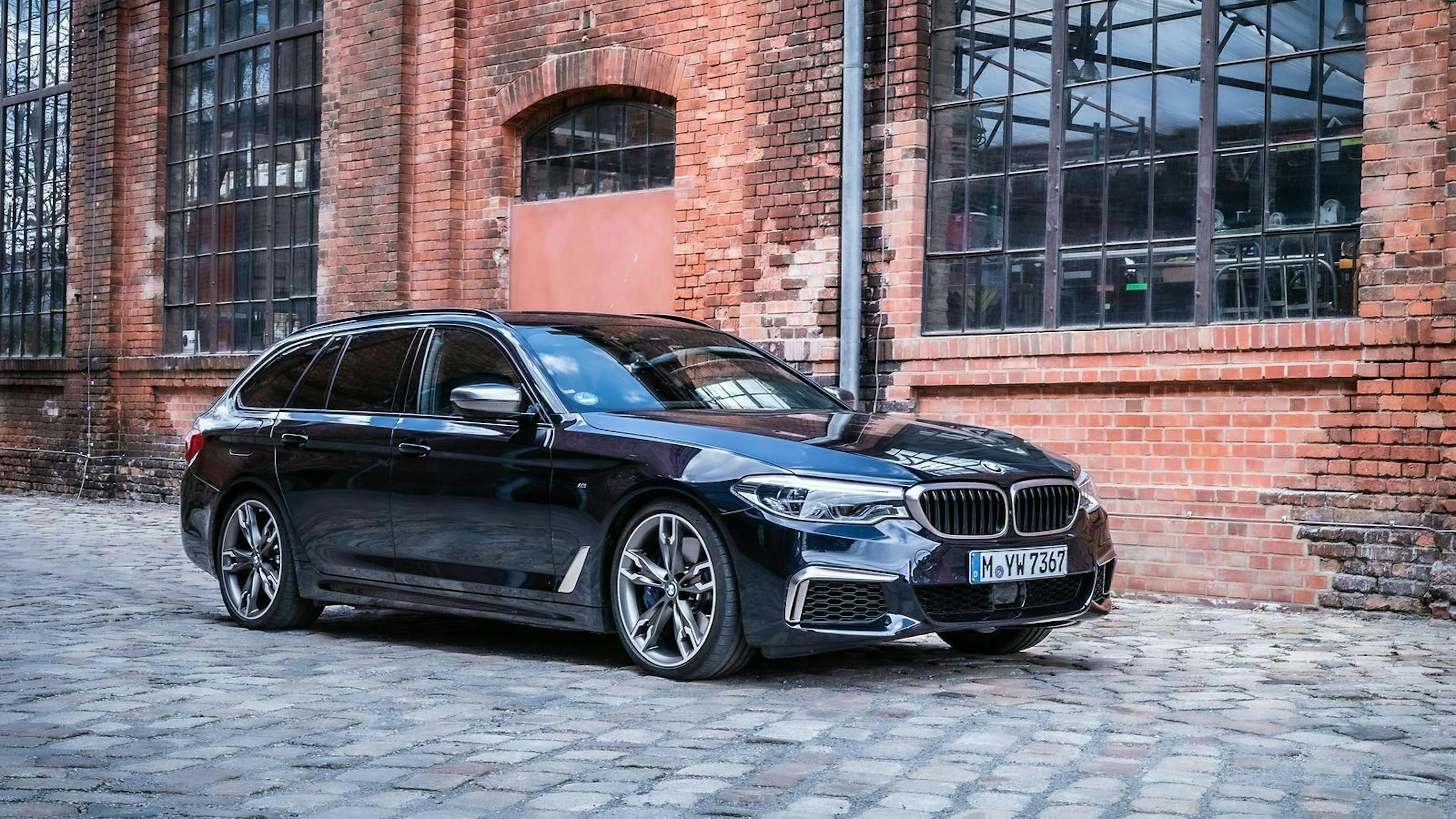 Zu sehen ist der BMW M550d xDrive Touring