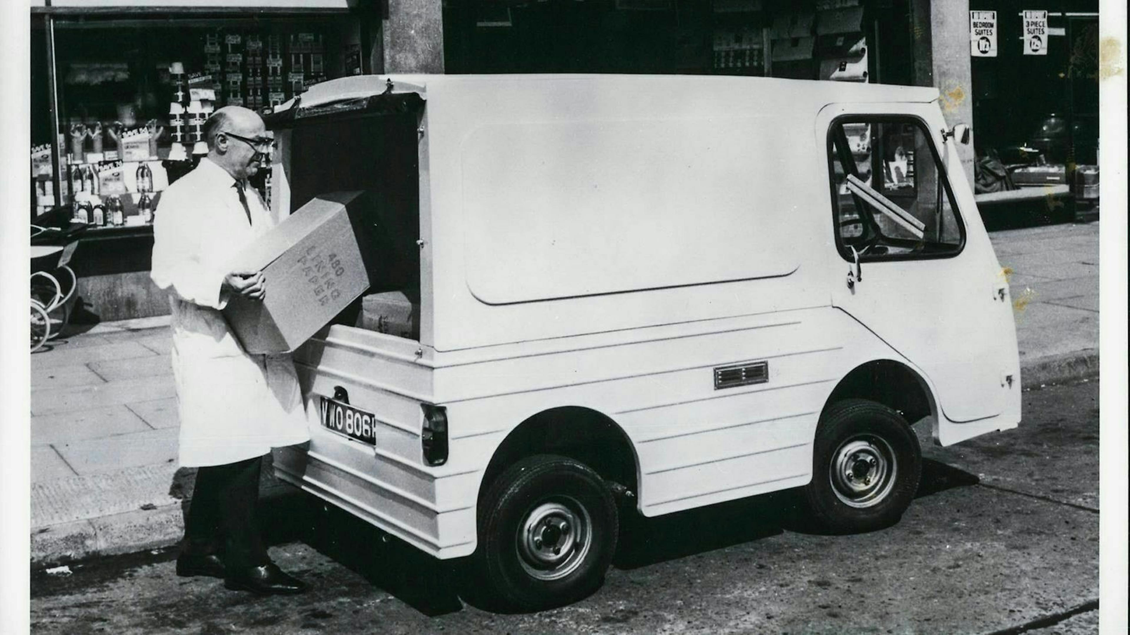 Milchlaster waren eine der wenigen Bereiche in denen sich Elektroautos nach Erfindung des elektrischen Zünders halten konnten.