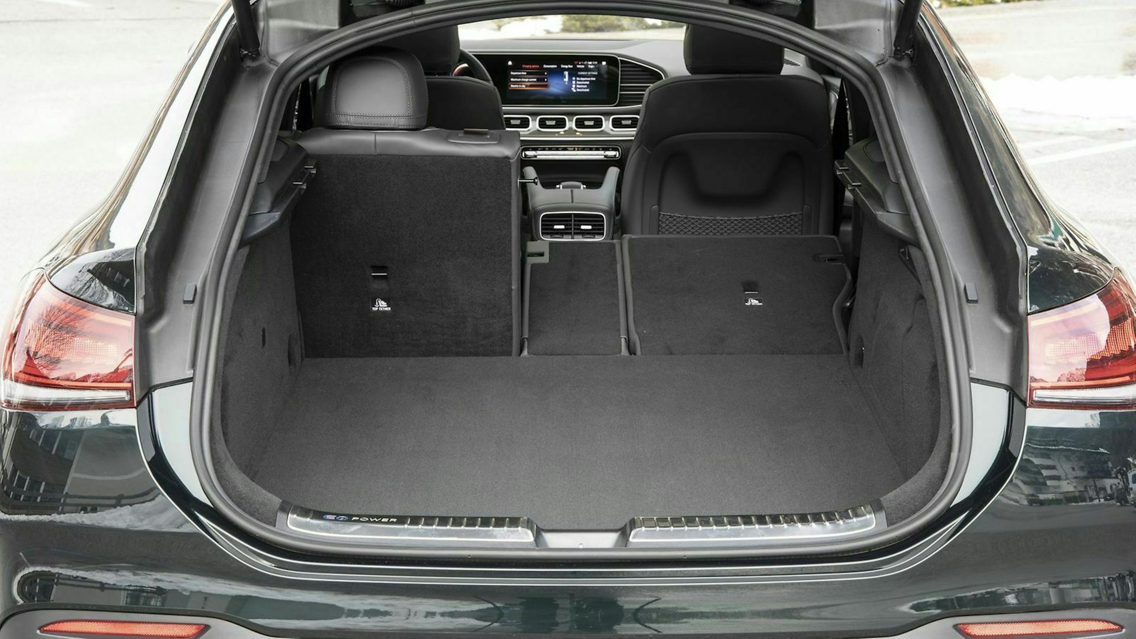 Blick in den Kofferraum des Mercedes GLE 350 de
