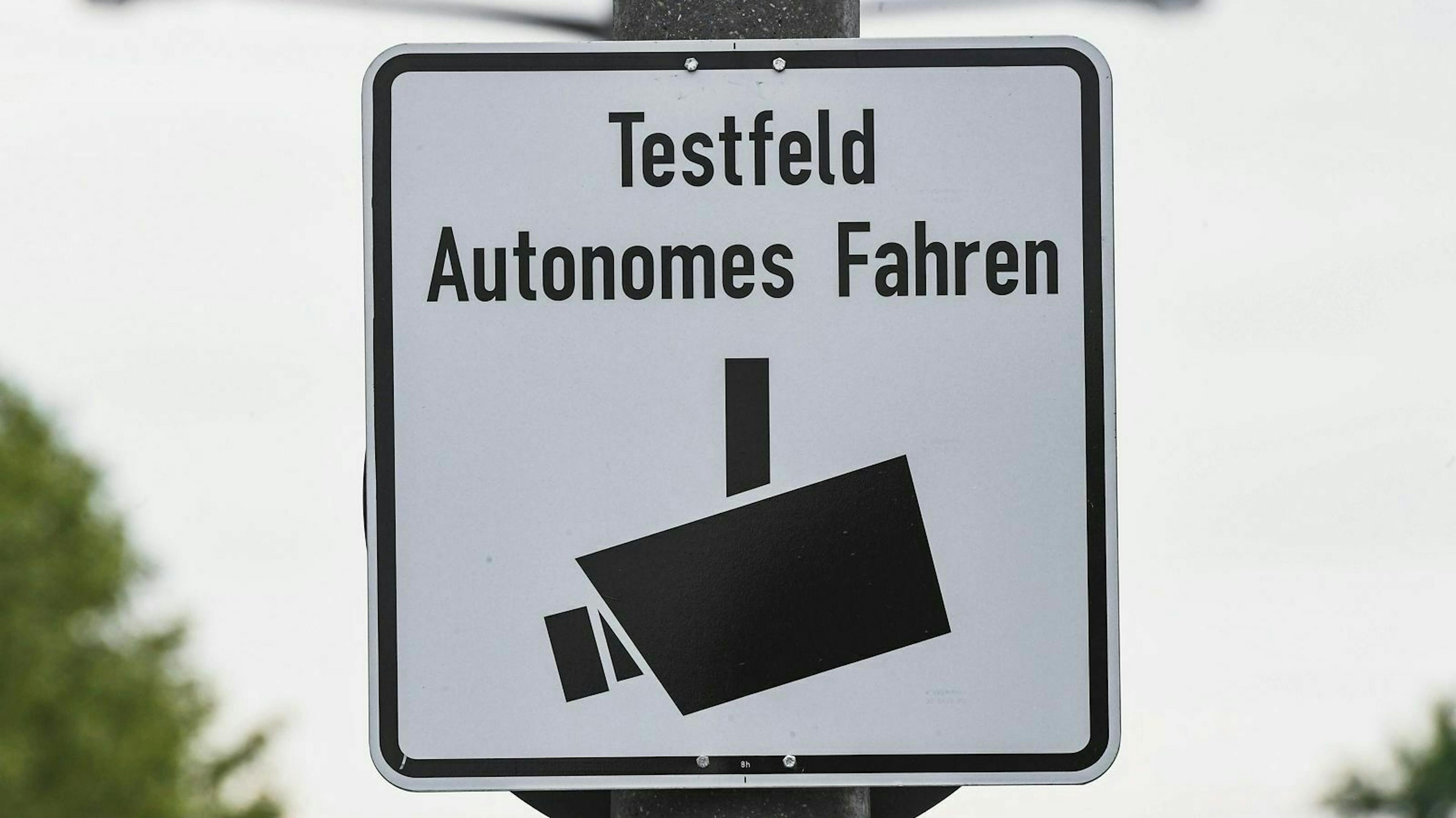 Seit 2014 wurden mehrere Pilotprojekte rund um das automatisierte Fahren realisiert.