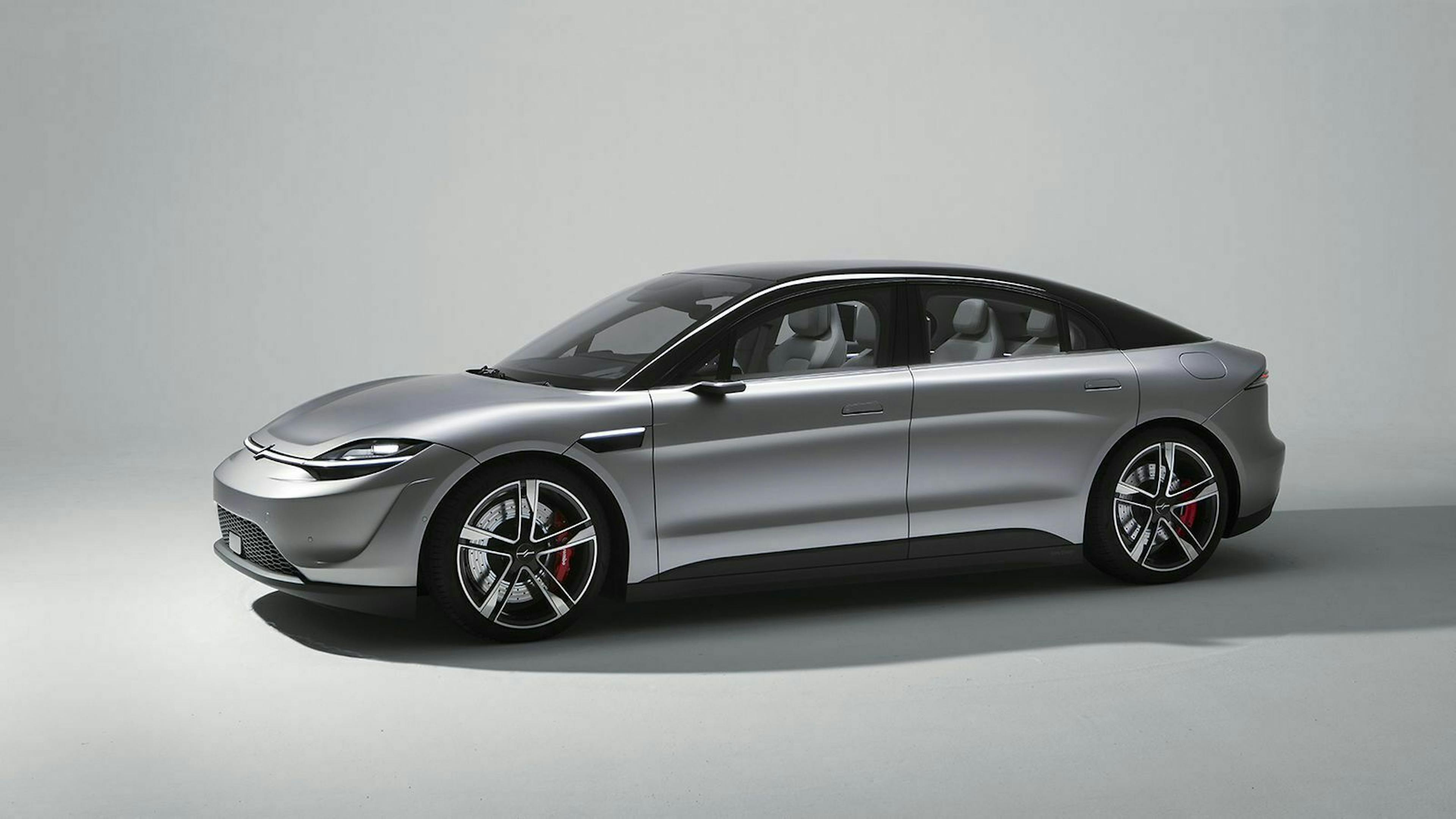 Sony Vision-S in der Seitenansicht, stehend