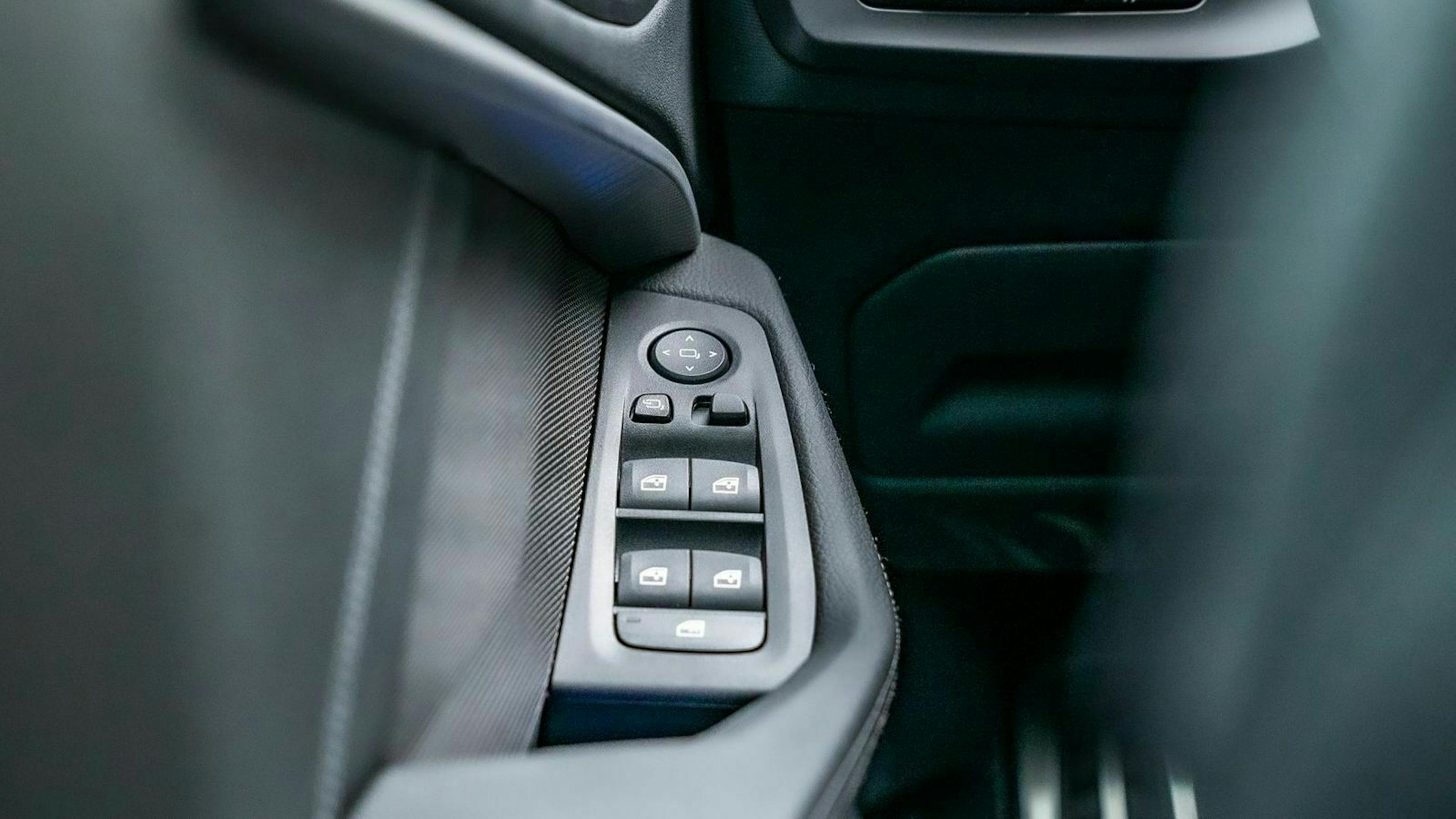 Nahaufnahme auf Bedienungen des BMW 2er