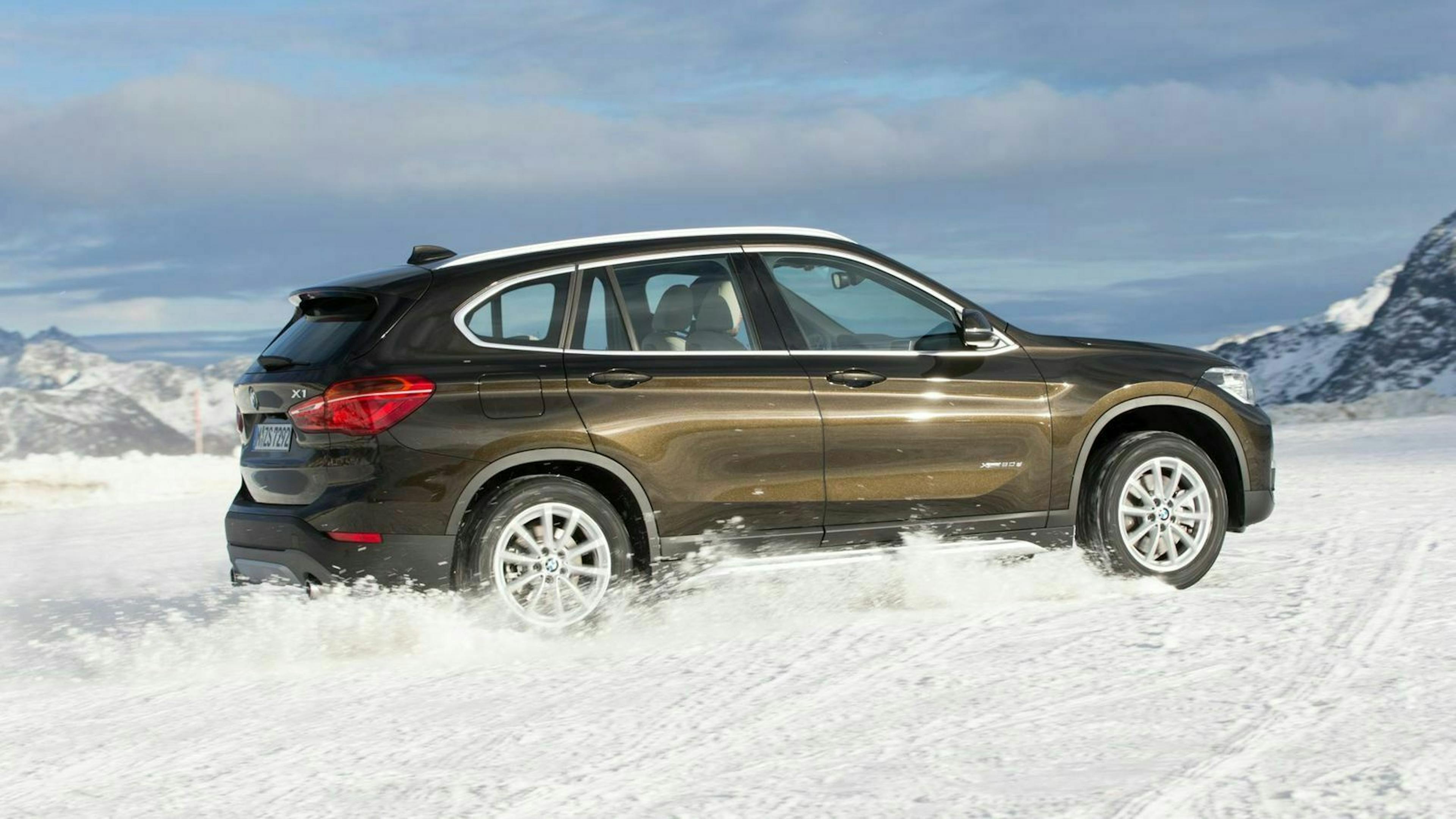 Der BMW X1 in Seitenansicht