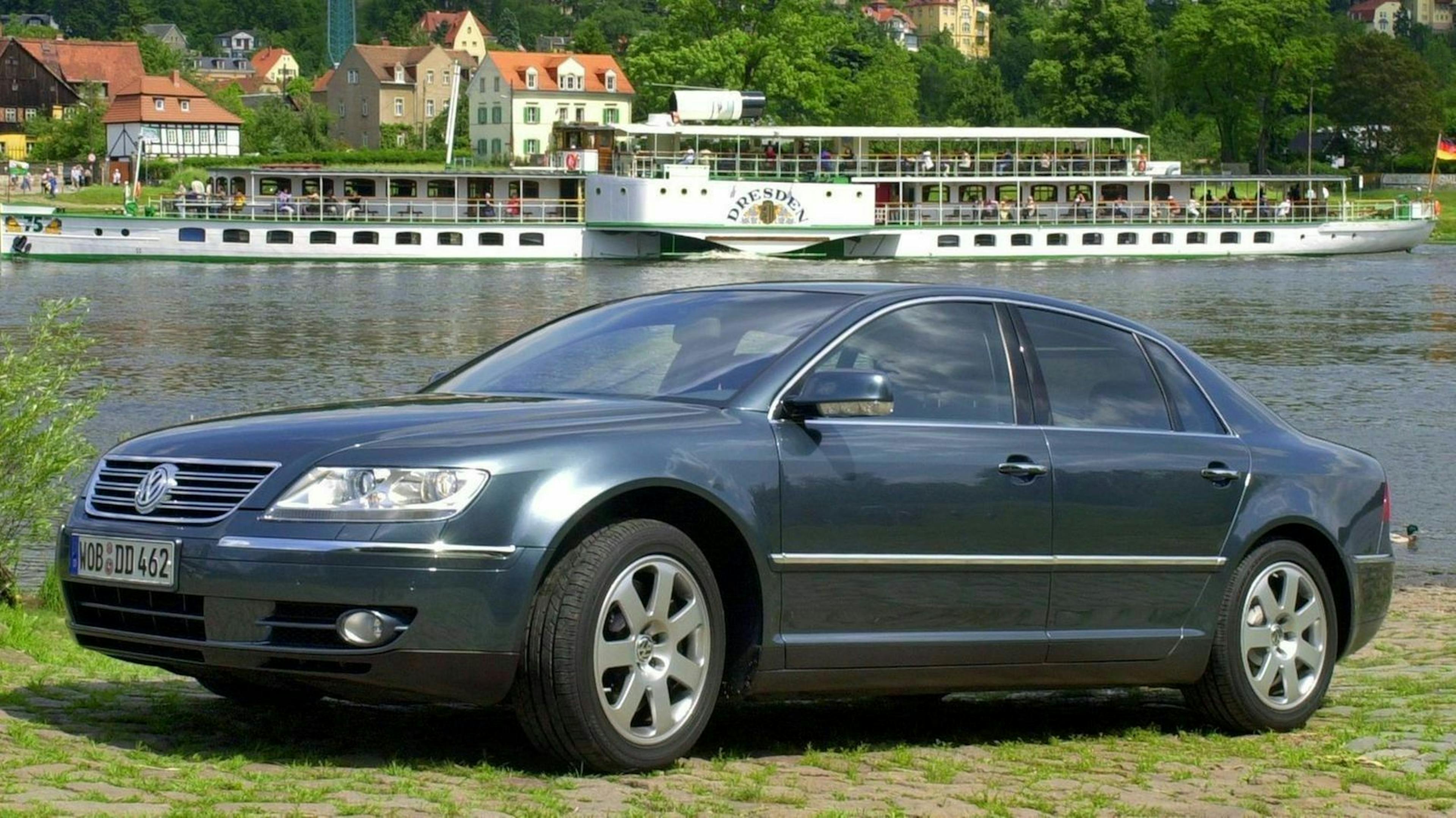 Der VW Phaeton in Seitenansicht