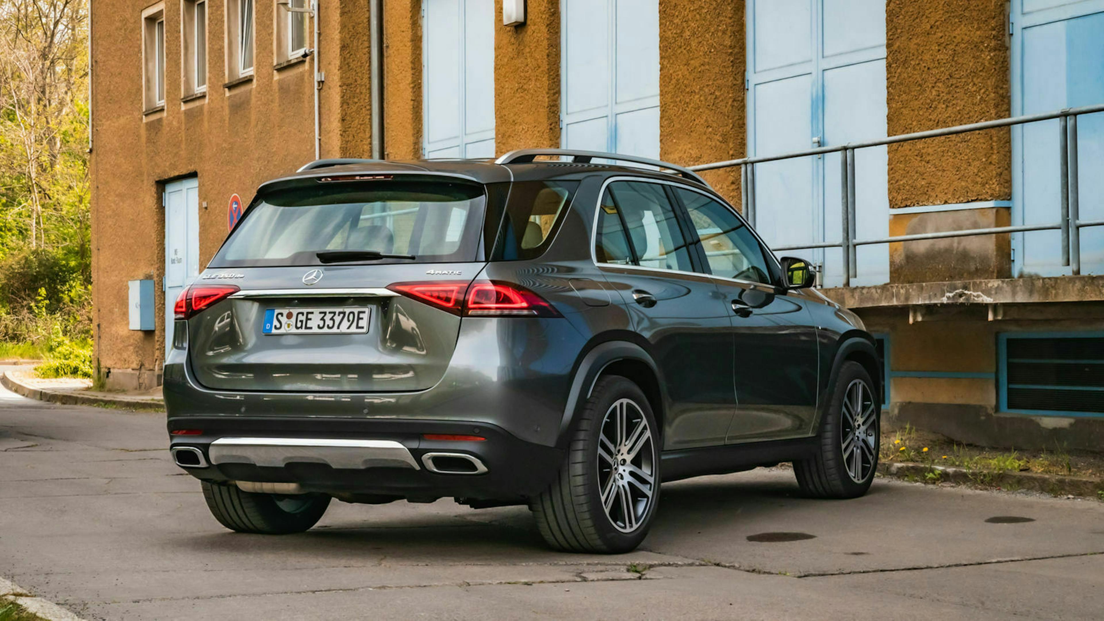 Mercedes-Benz GLE dreiviertel-heckansicht