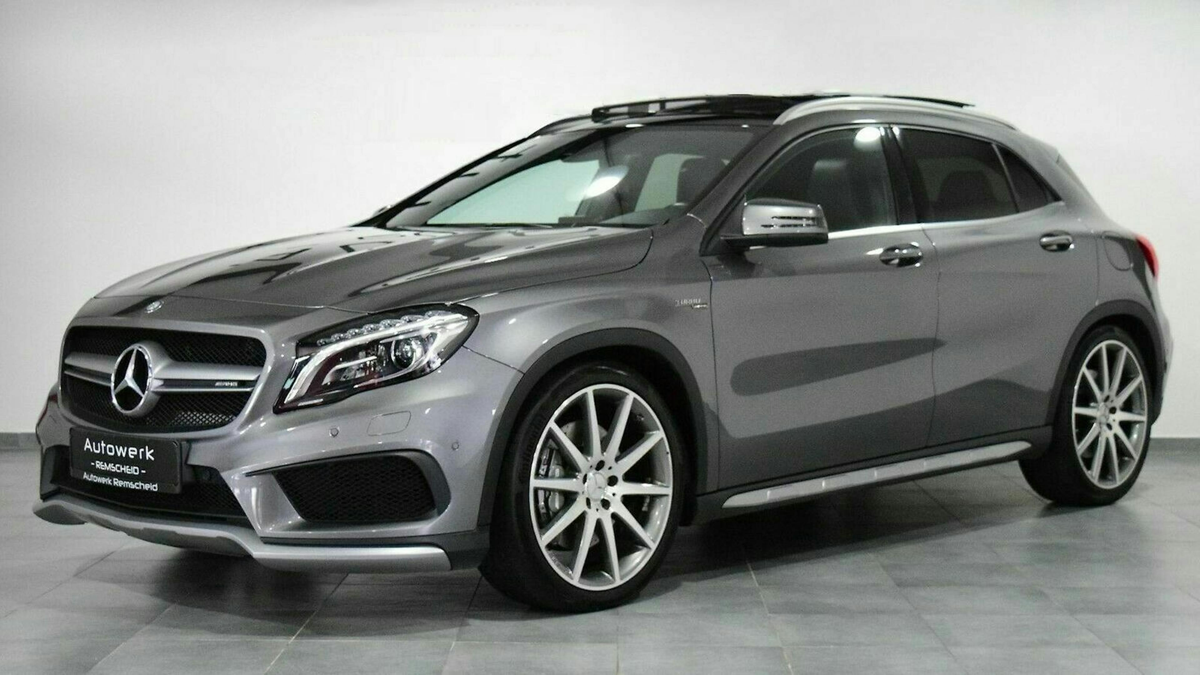 Mercedes GLA 45 AMG