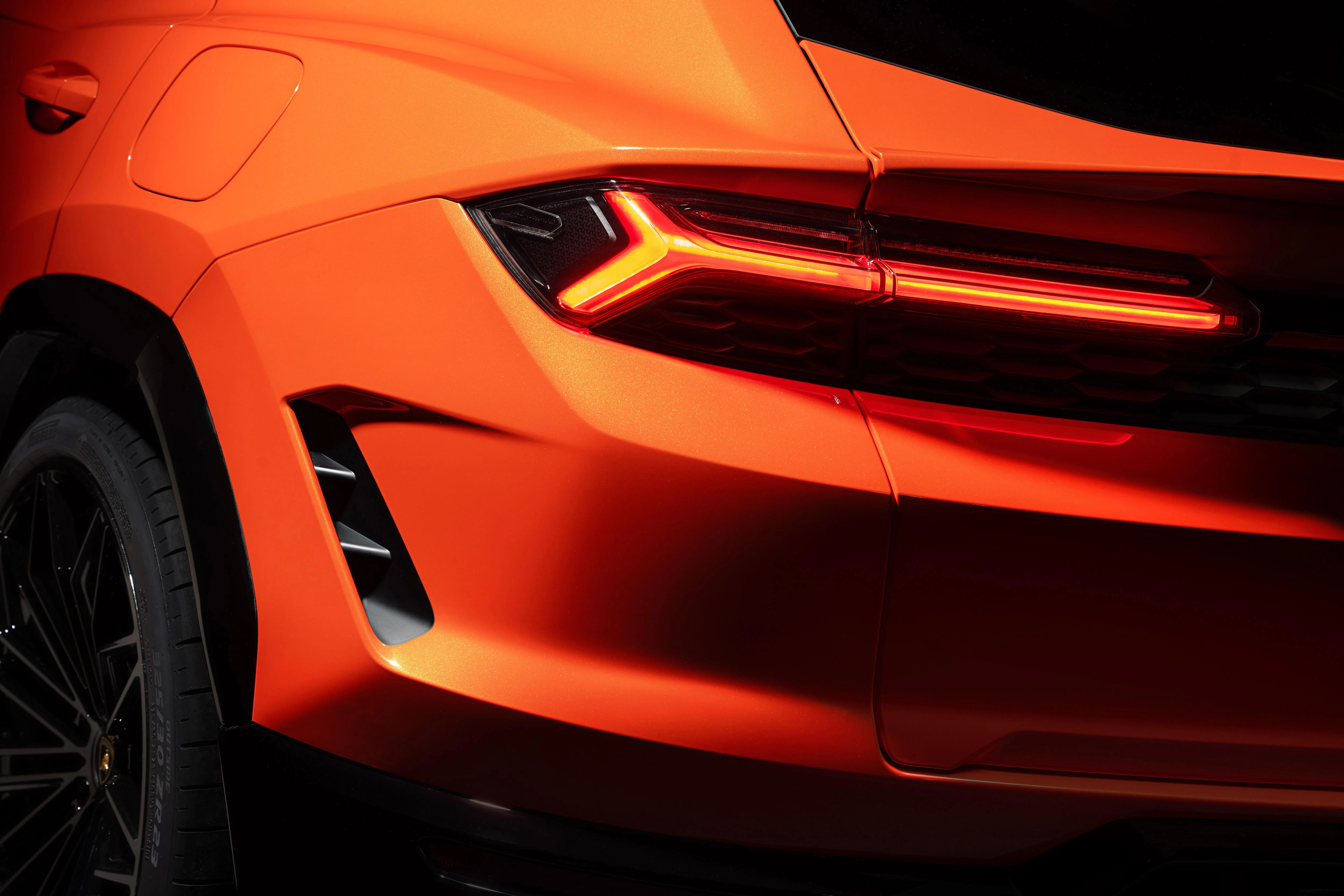 Lamborghini Urus Detail Heck
