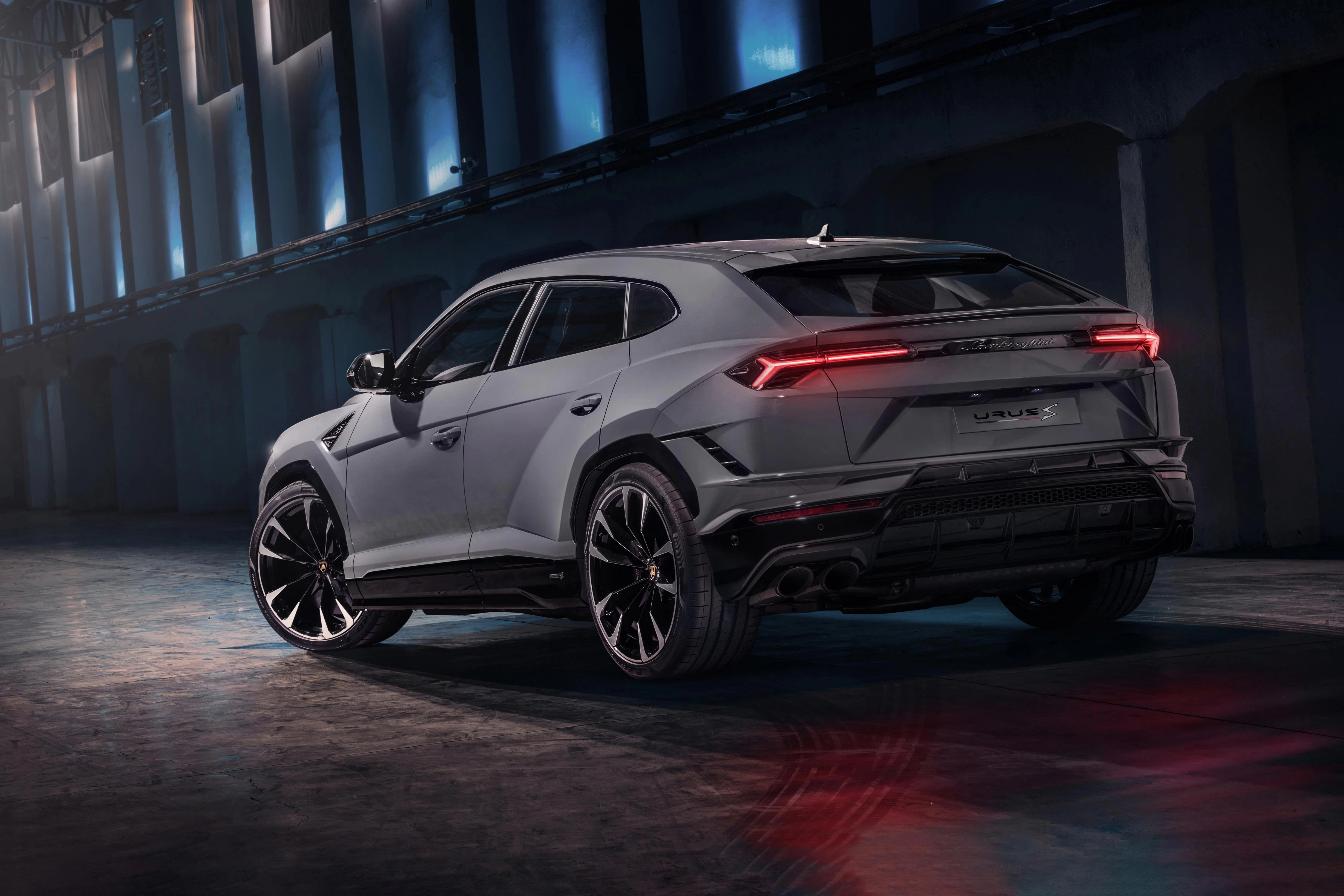 Lamborghini Urus statisch Heck