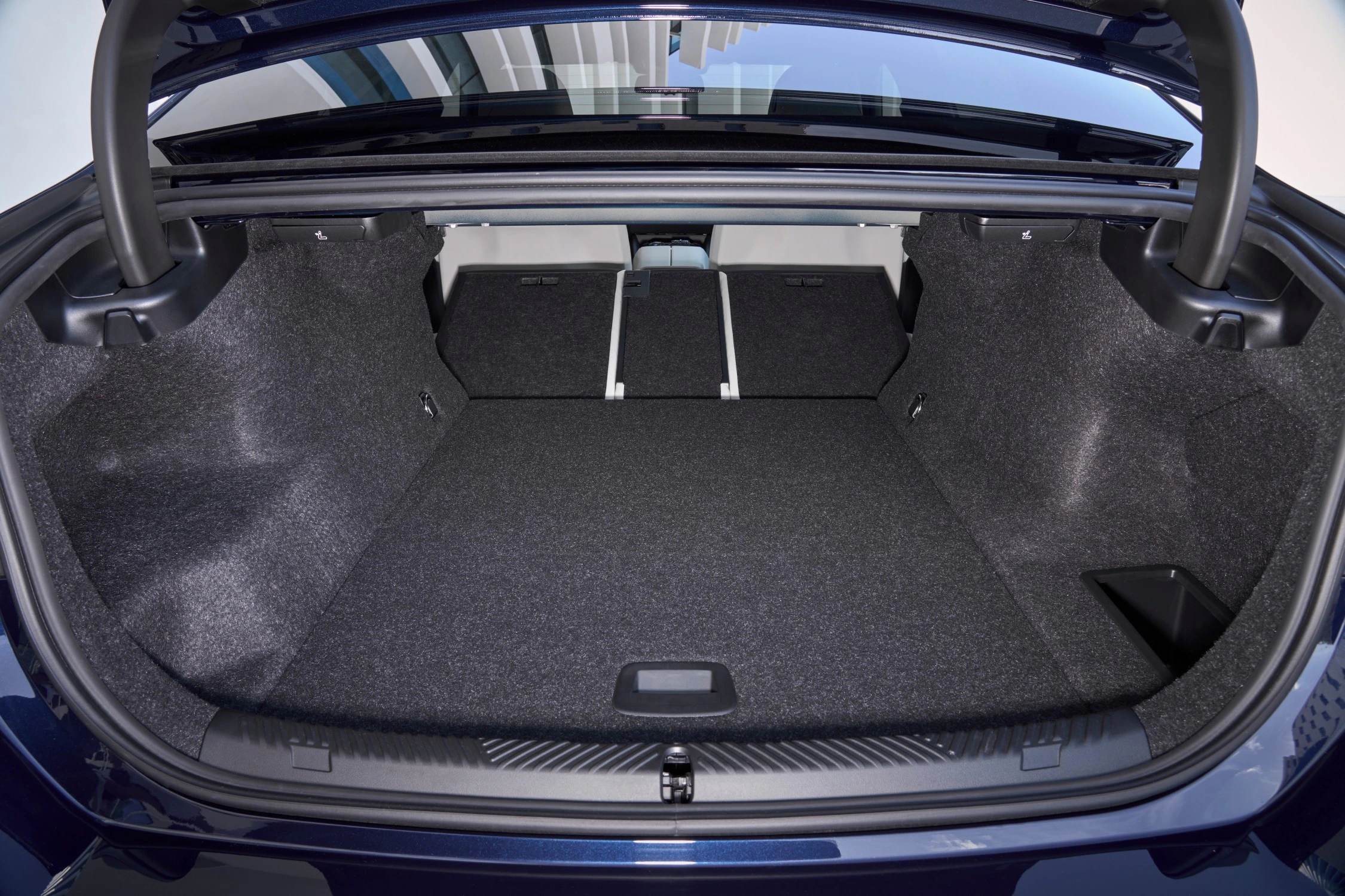 BMW I5 Limousine Detail Kofferraum