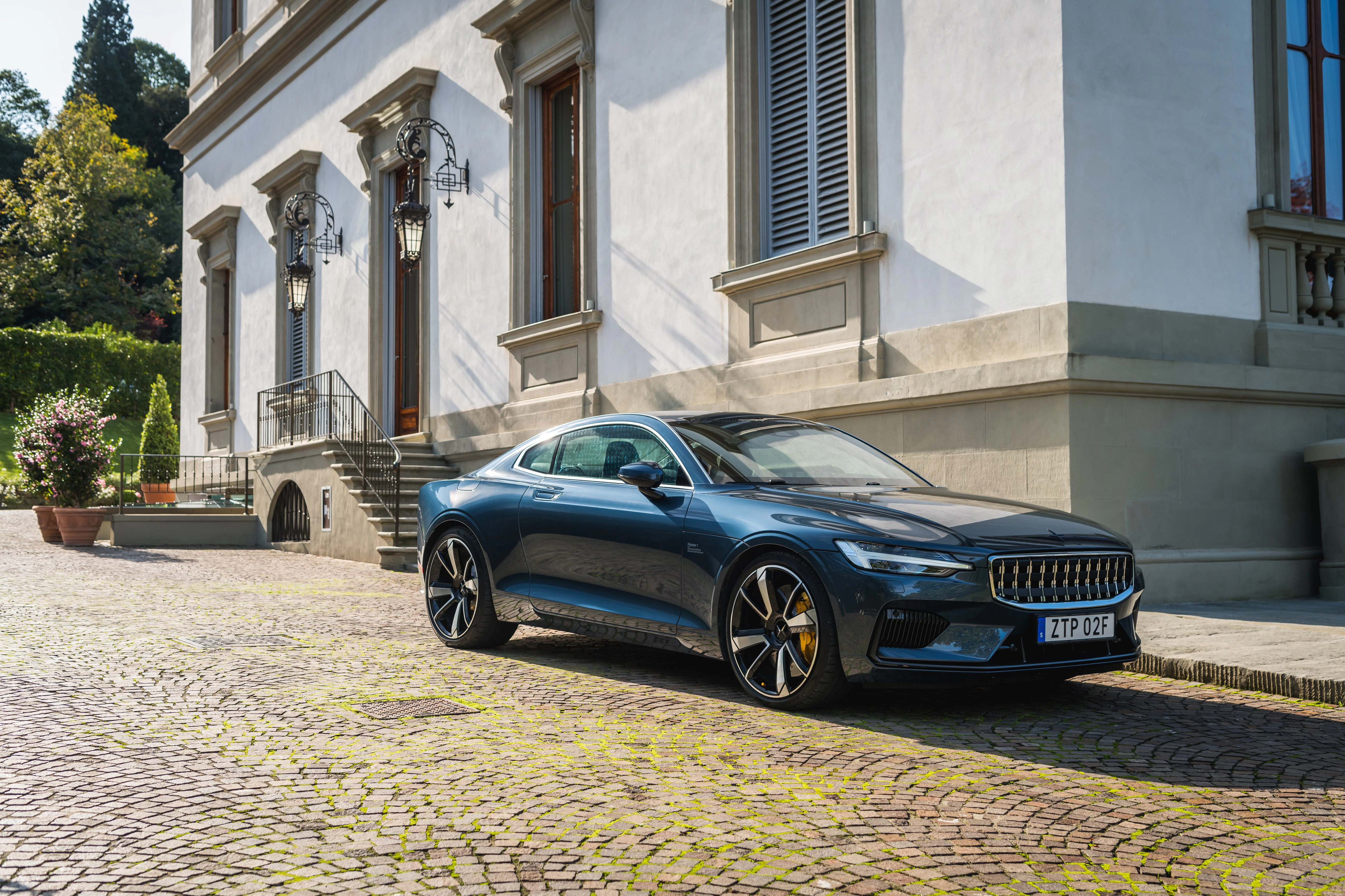 Polestar 1 statisch Front
