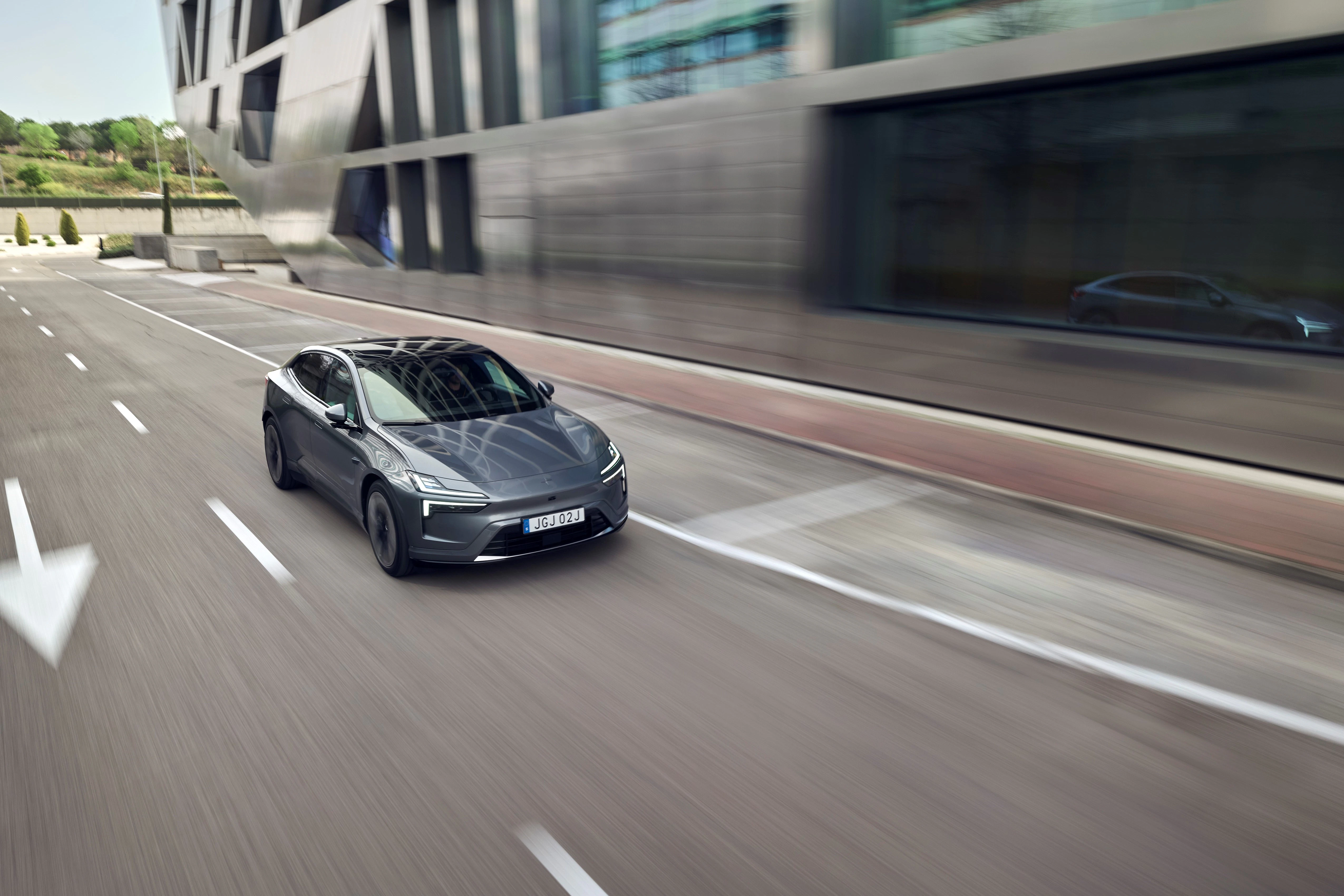 Polestar 4 dynamisch Front