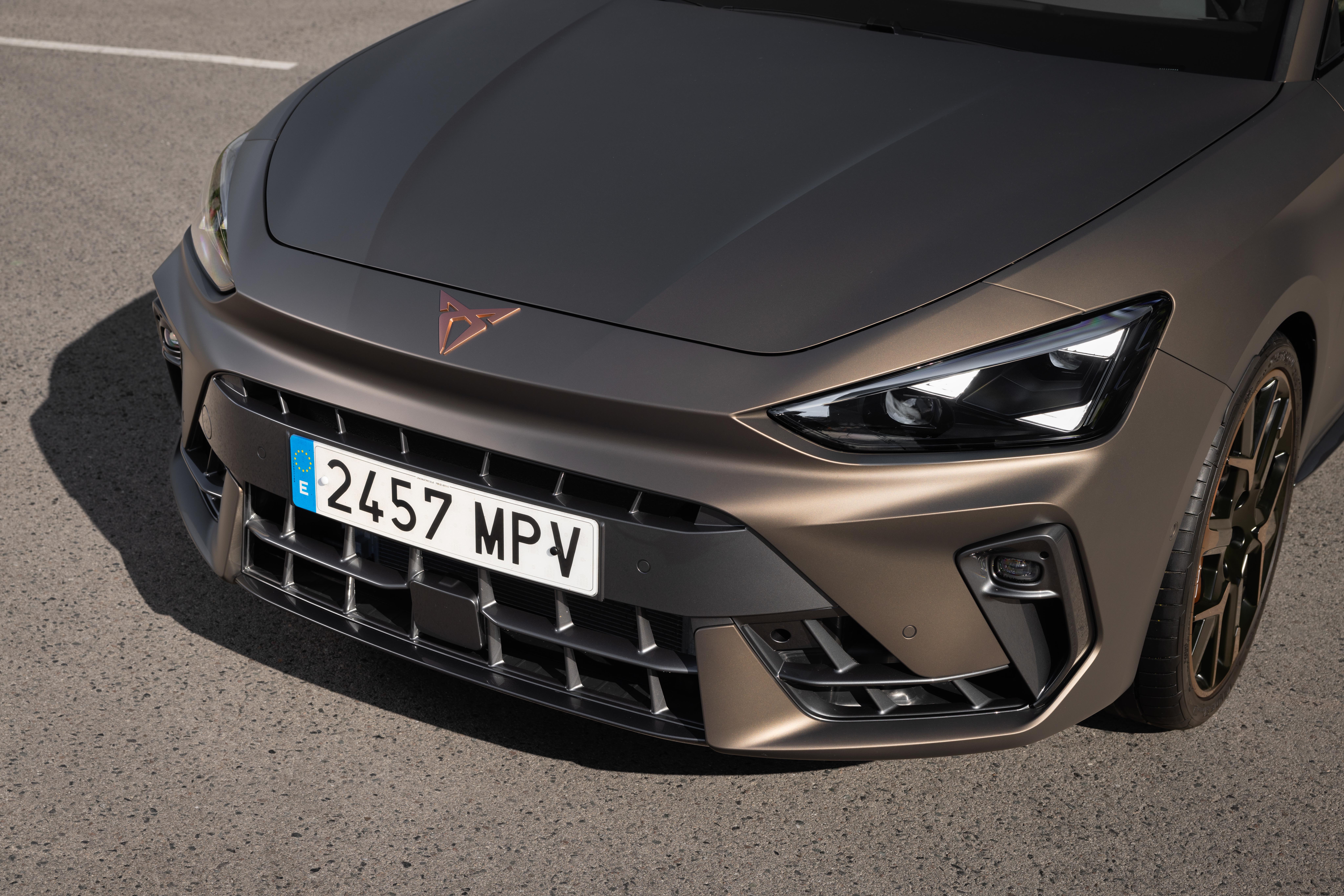Cupra Leon Sportstourer Front