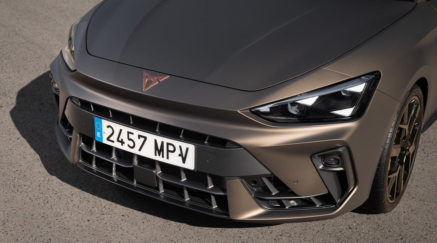 Cupra Leon Sportstourer Front