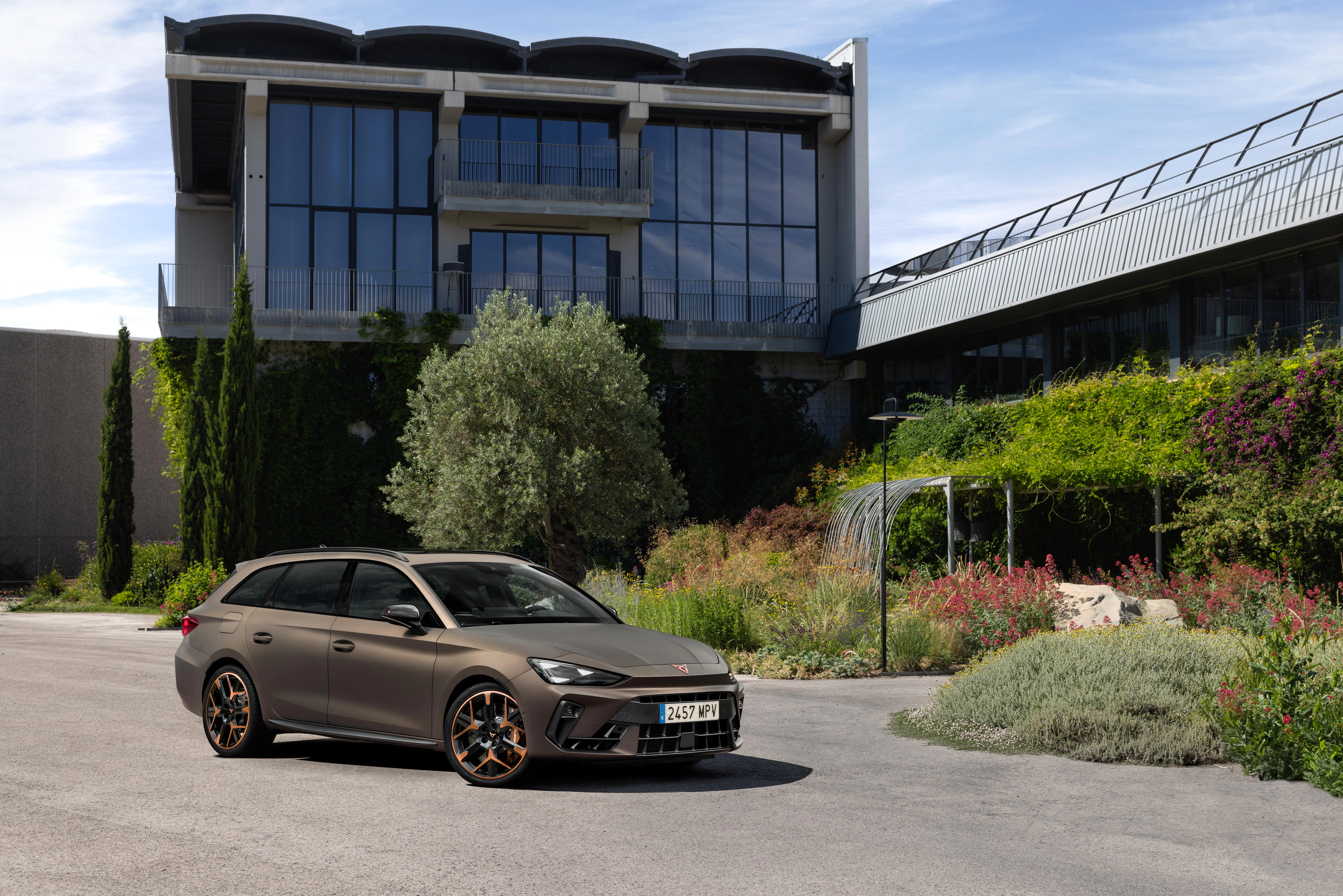 Cupra Leon Sportstourer statisch Front
