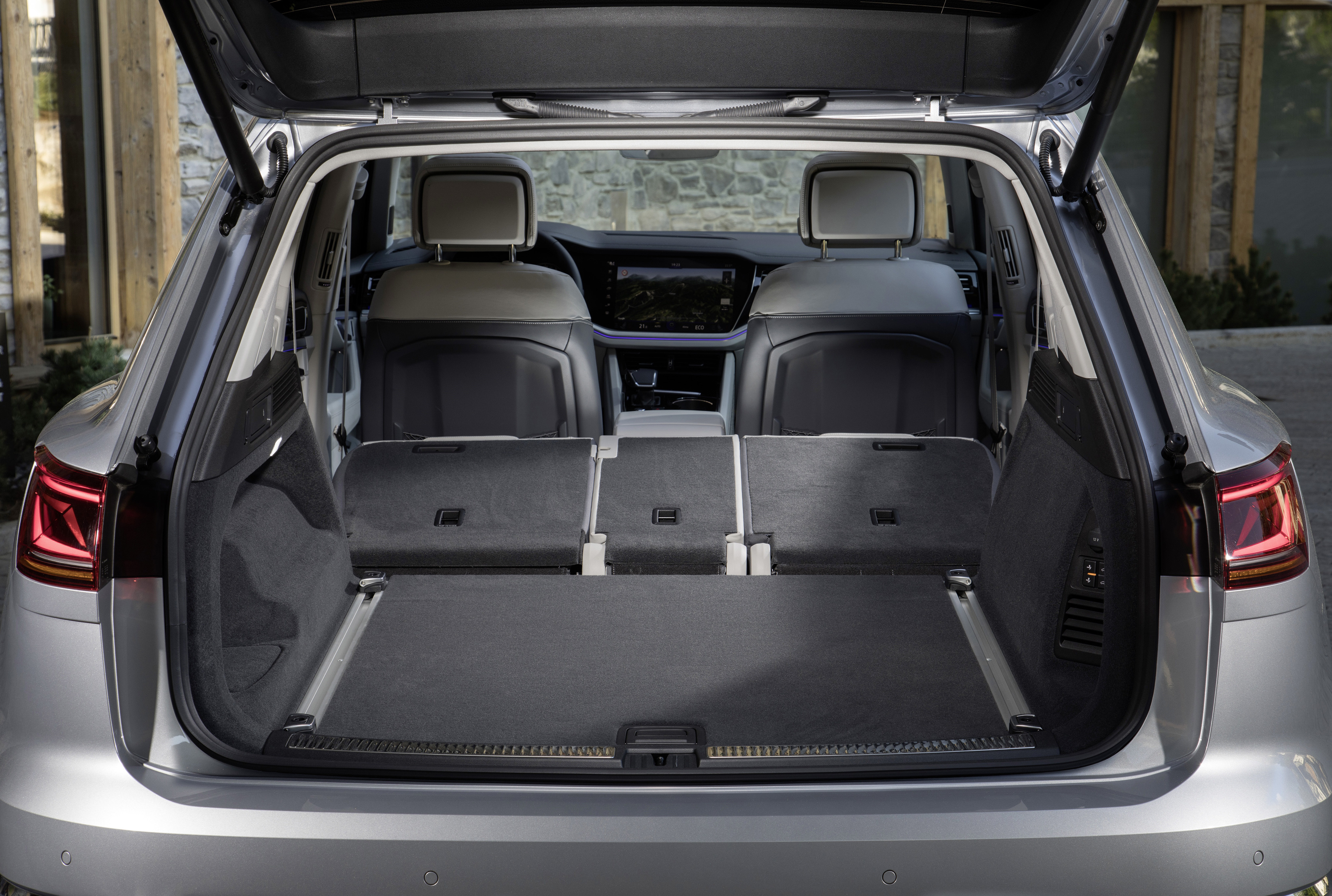 Der Kofferraum eines VW Touareg III.
