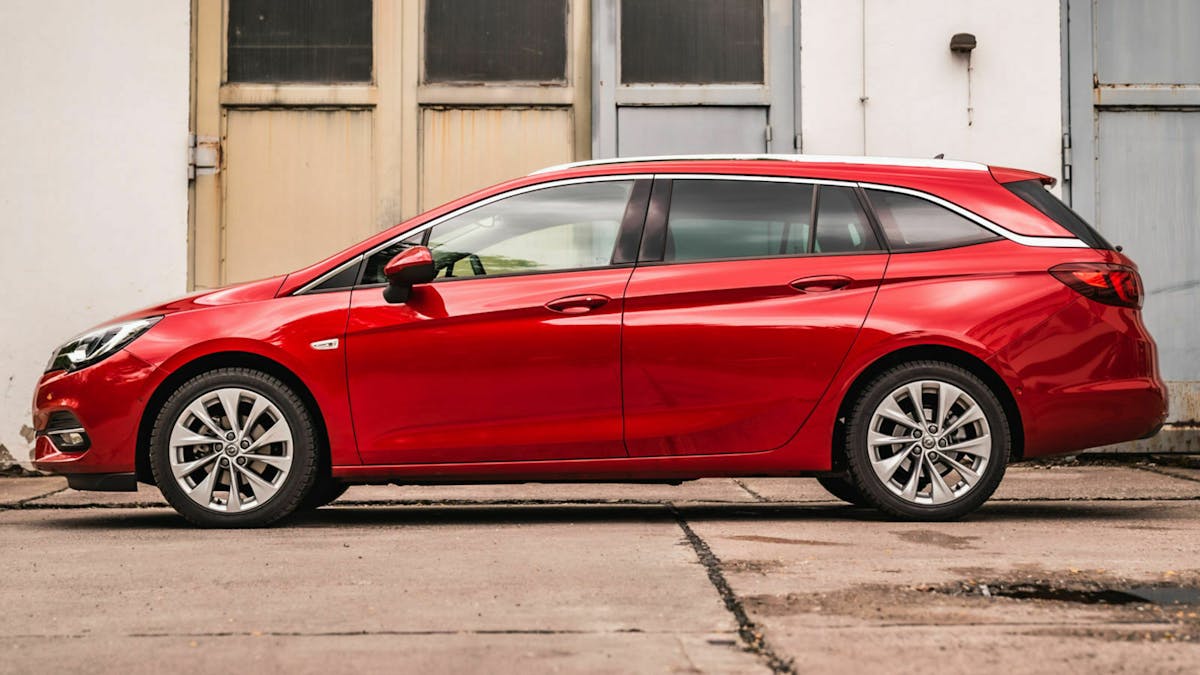 Opel_Astra_Sports_Tourer_Test_03