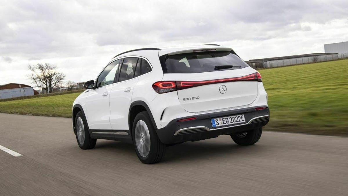 Mercedes-Benz EQA Dreiviertel-Heckansicht