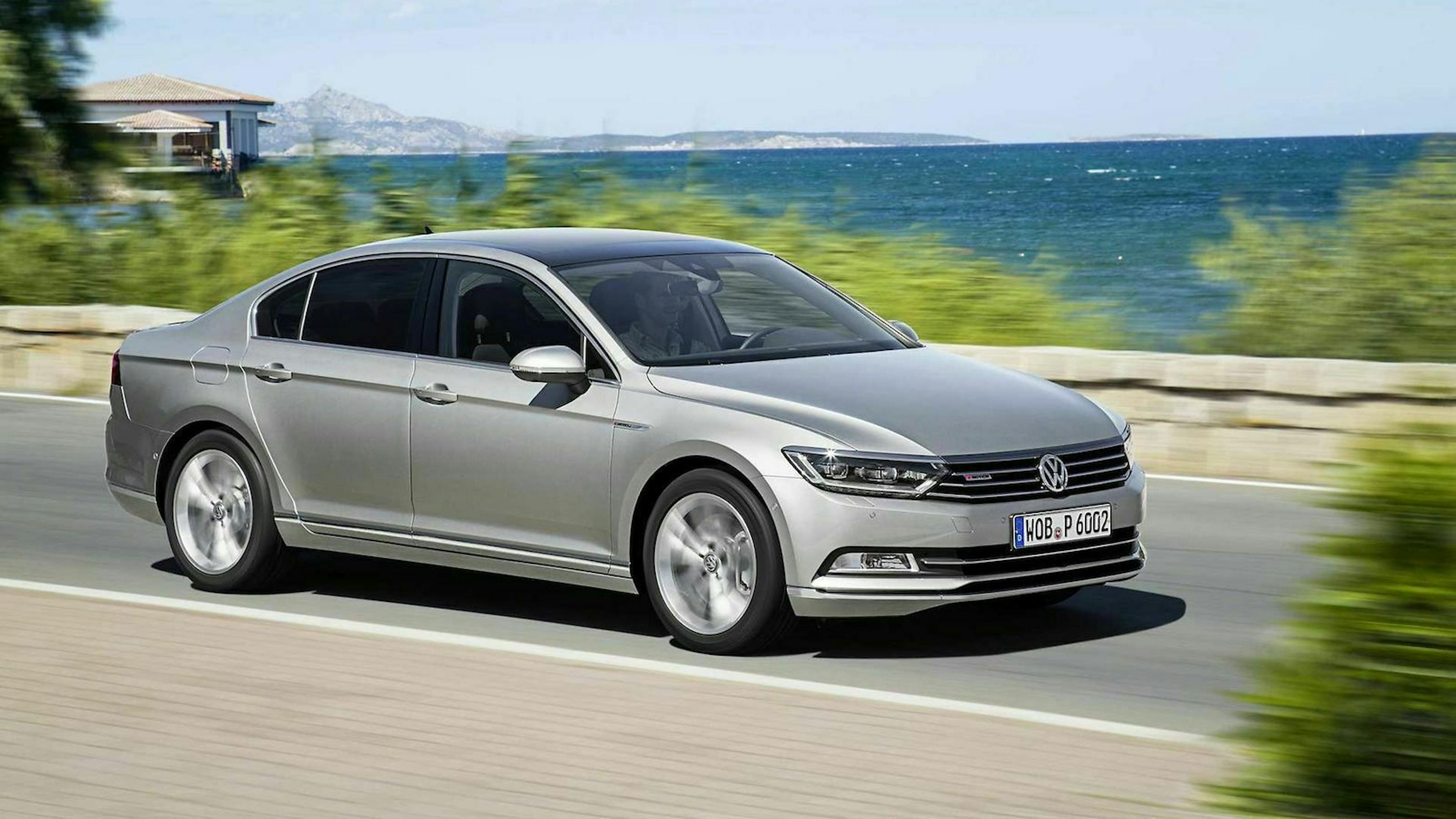 Zu sehen ist der VW Passat