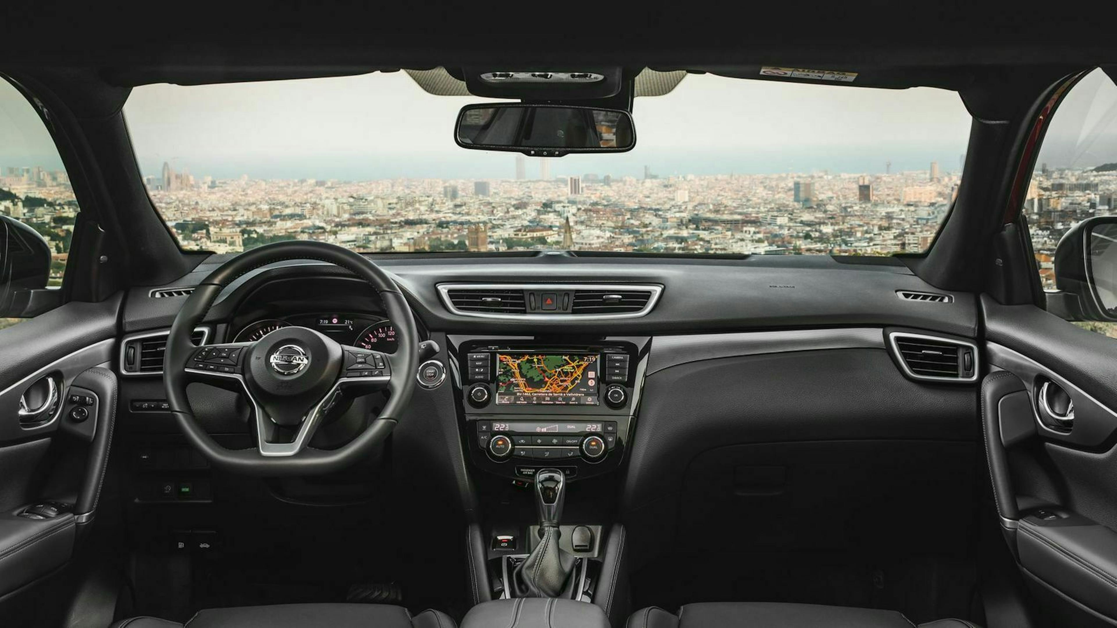 Nissan Qashqai 2019 Cockpit